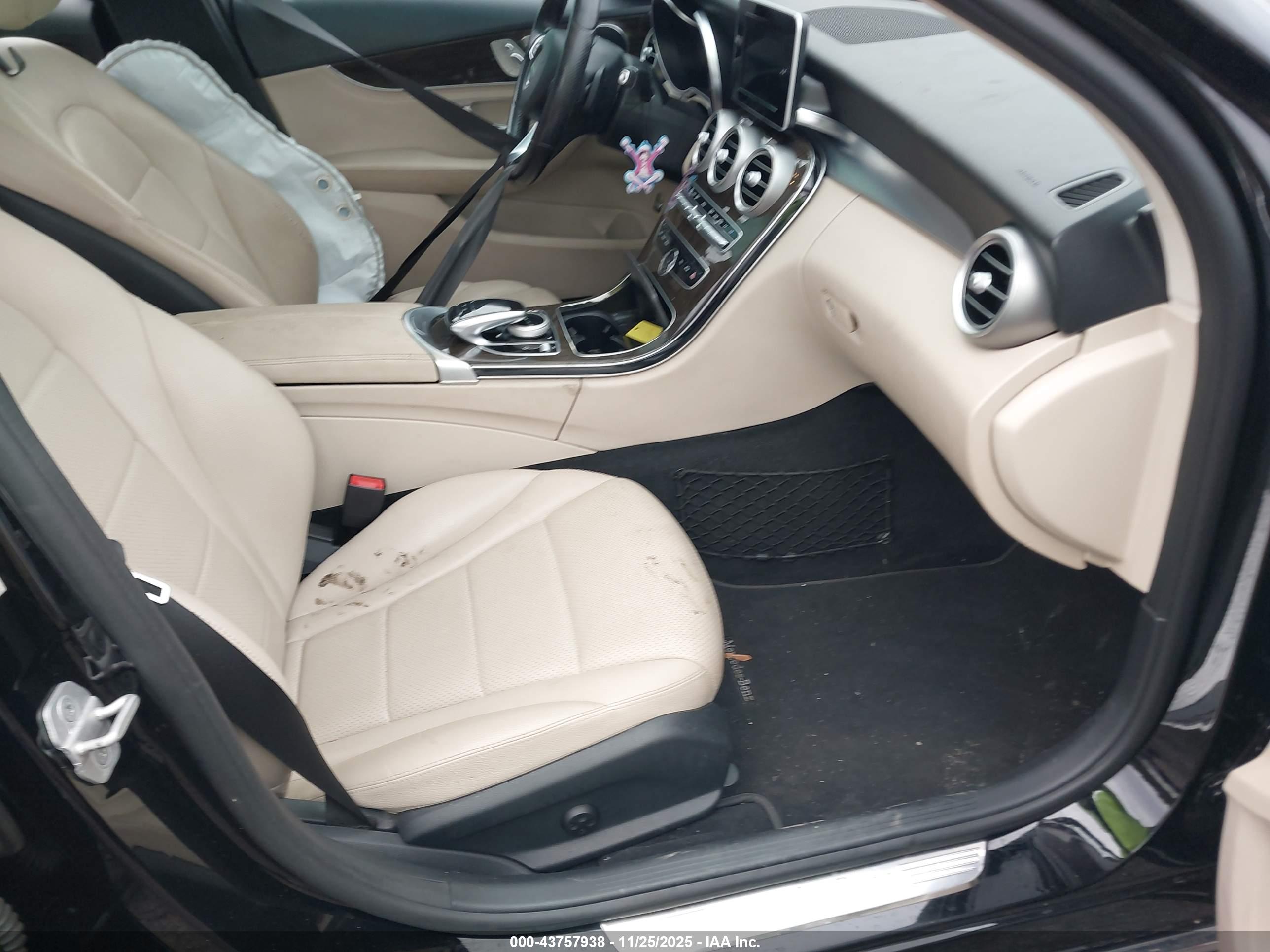MERCEDES-BENZ C image 5