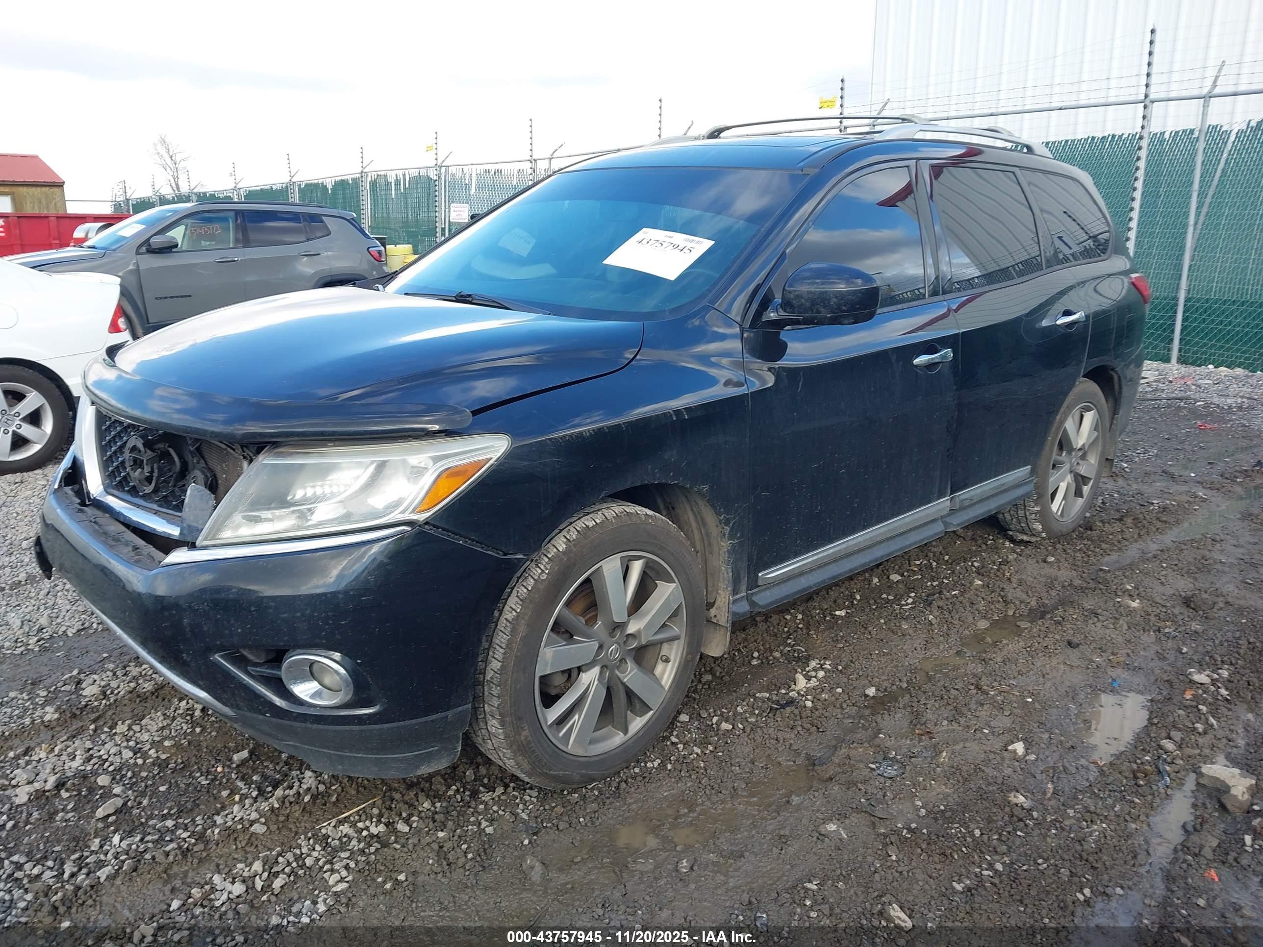 NISSAN PATHFINDER image 2