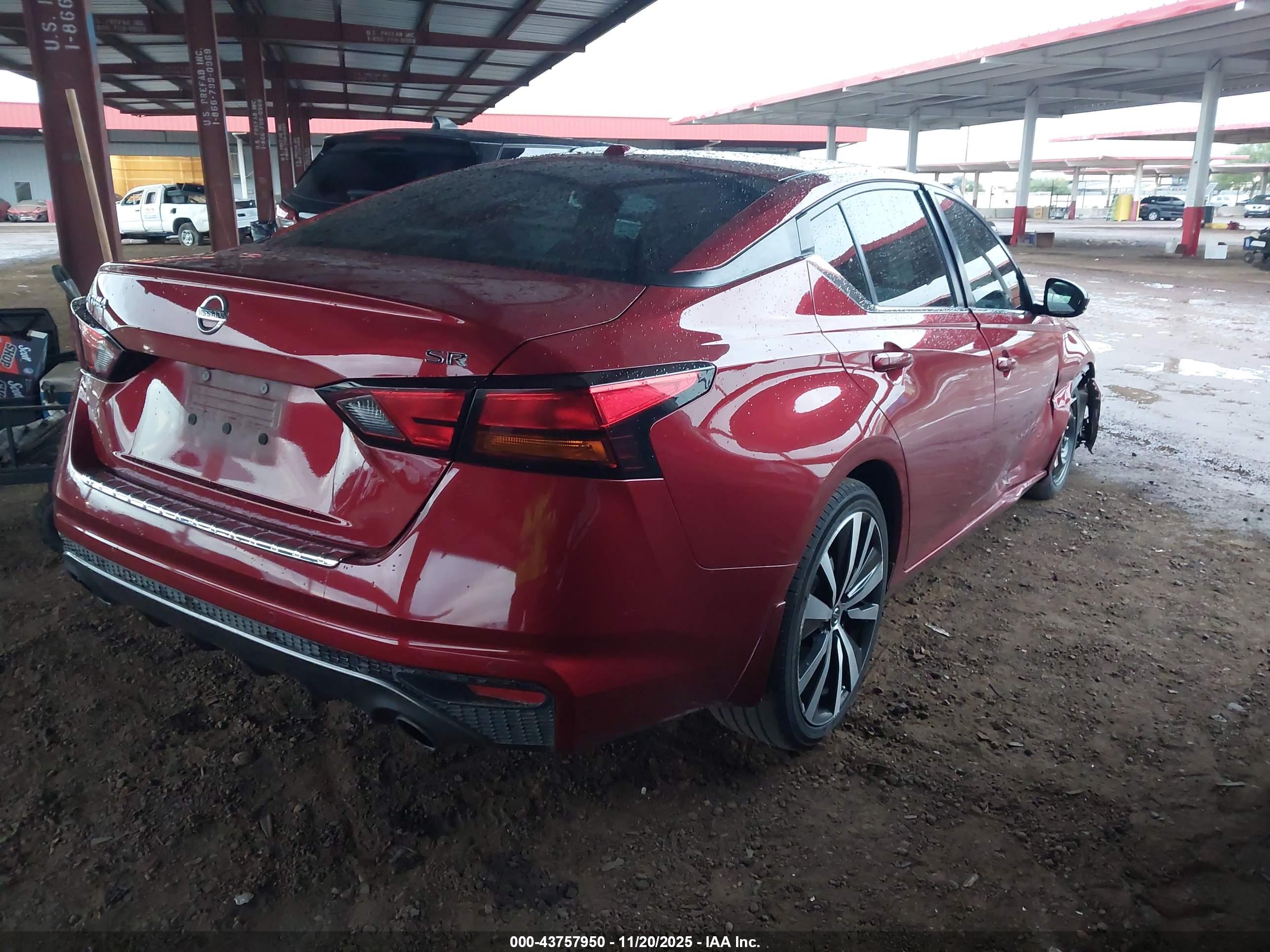 NISSAN ALTIMA image 4