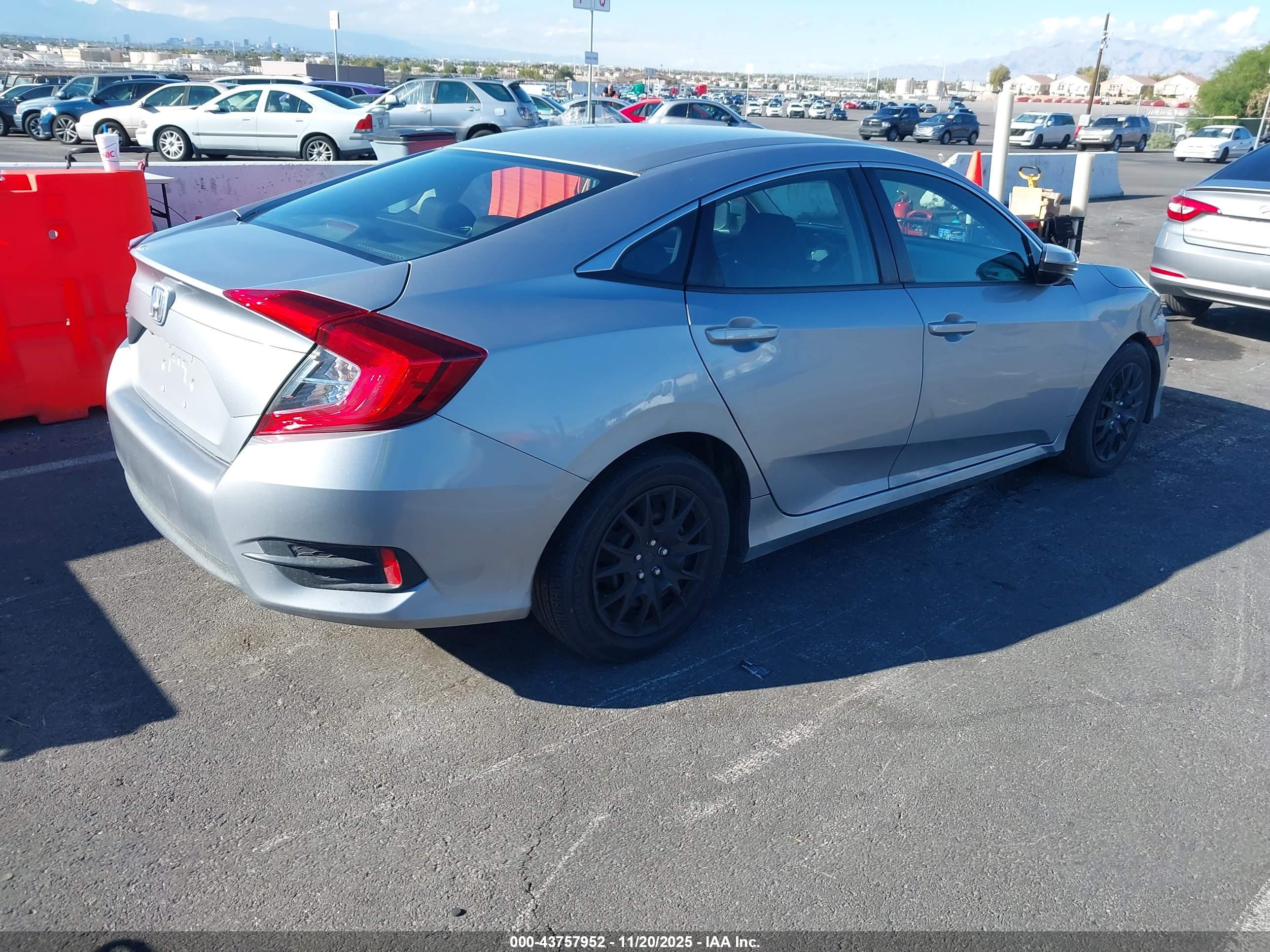 HONDA CIVIC image 4