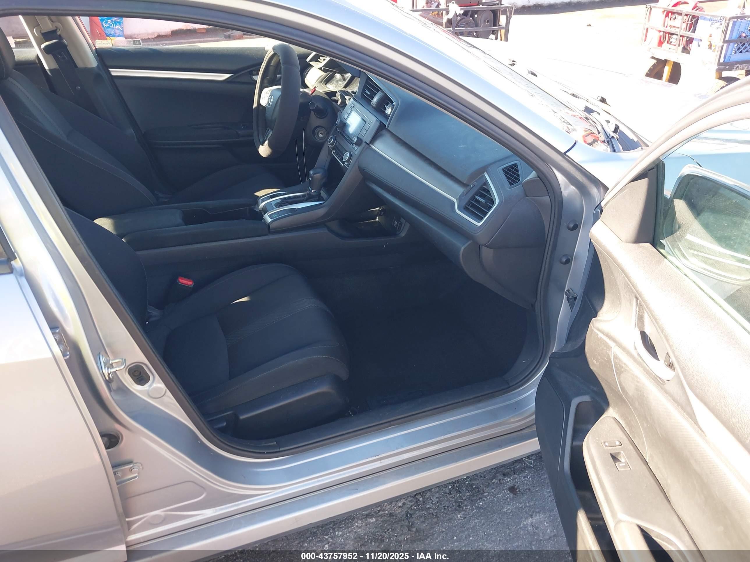HONDA CIVIC image 5