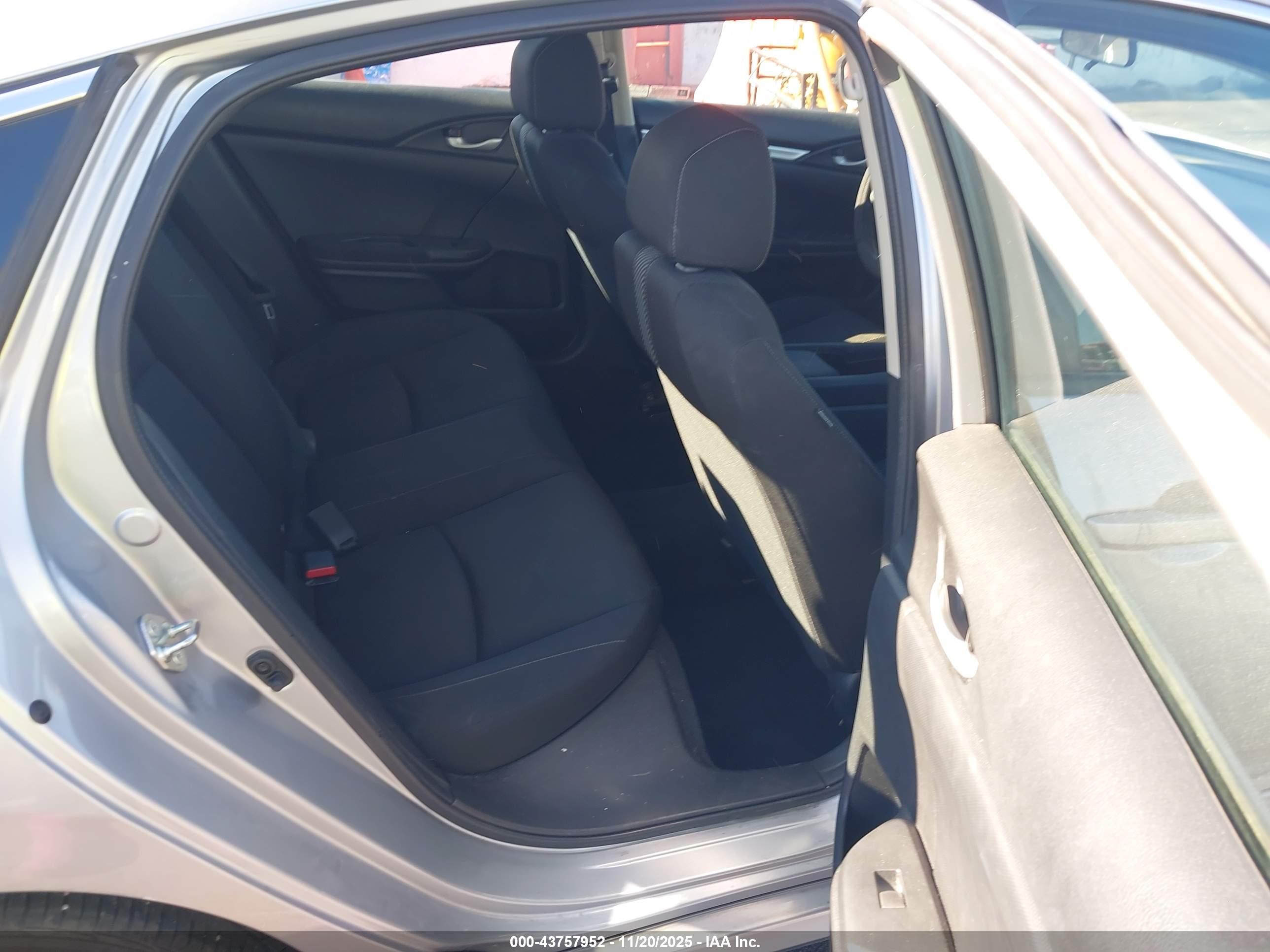 HONDA CIVIC image 8