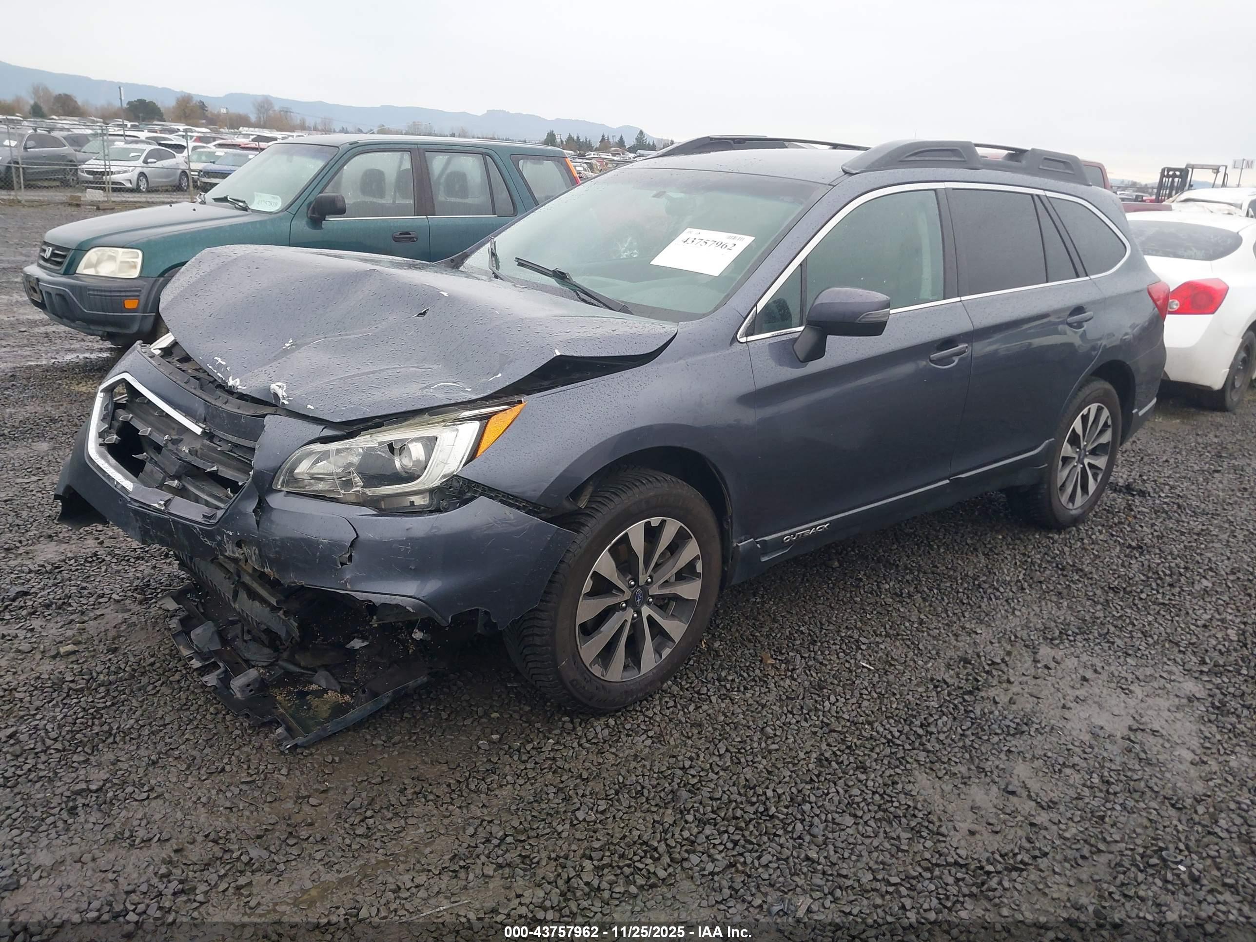 SUBARU OUTBACK image 2