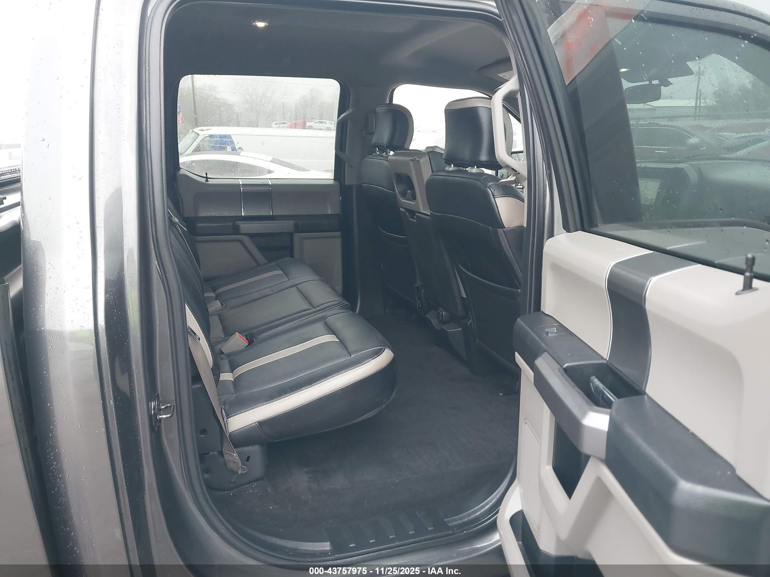 FORD F-150 image 8