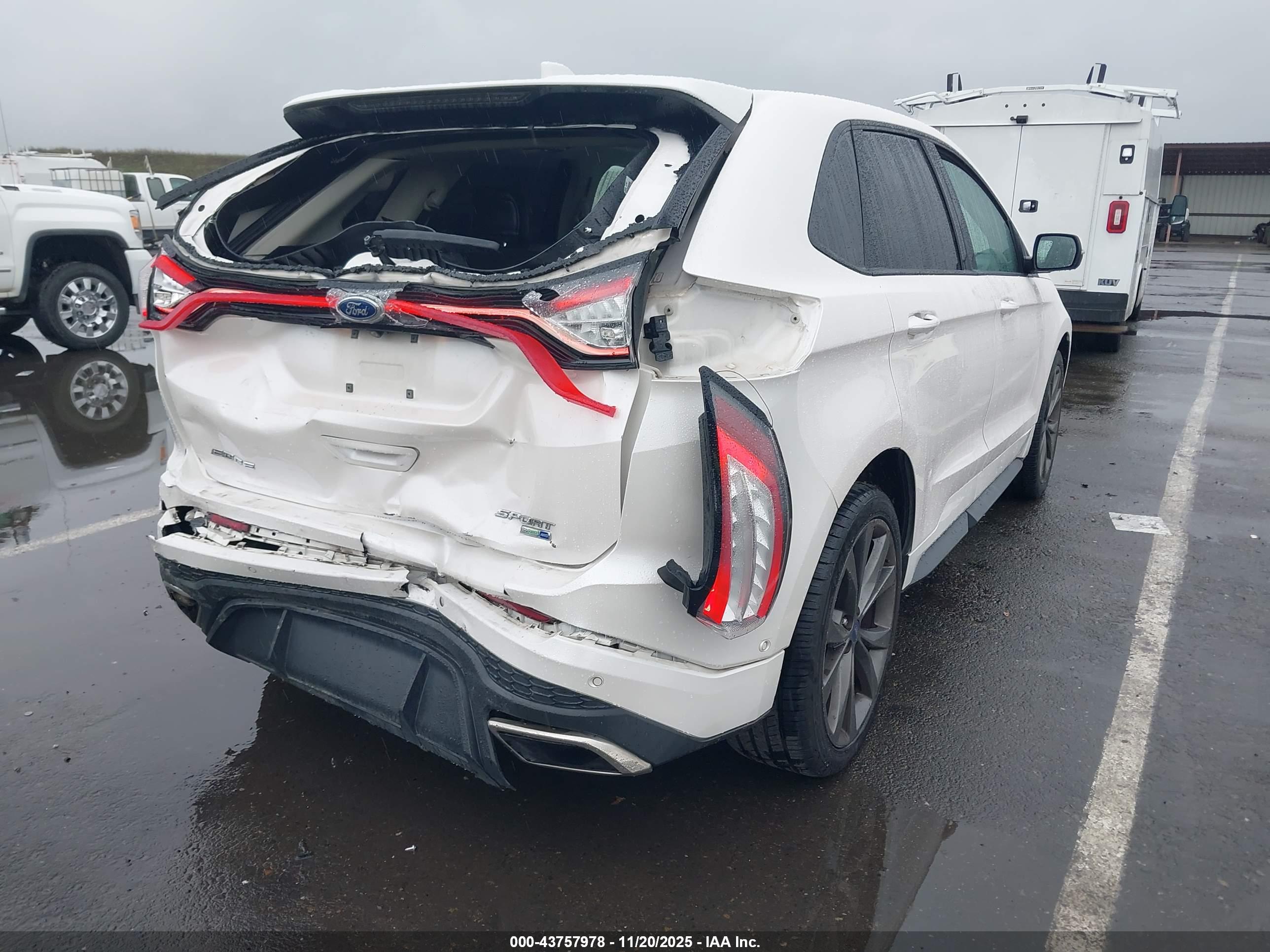 FORD EDGE image 4