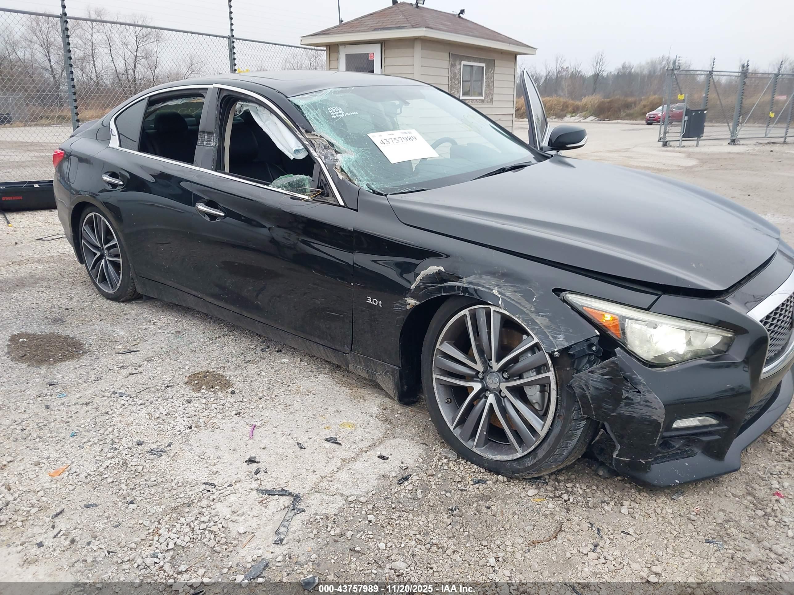 INFINITI Q50 image 6