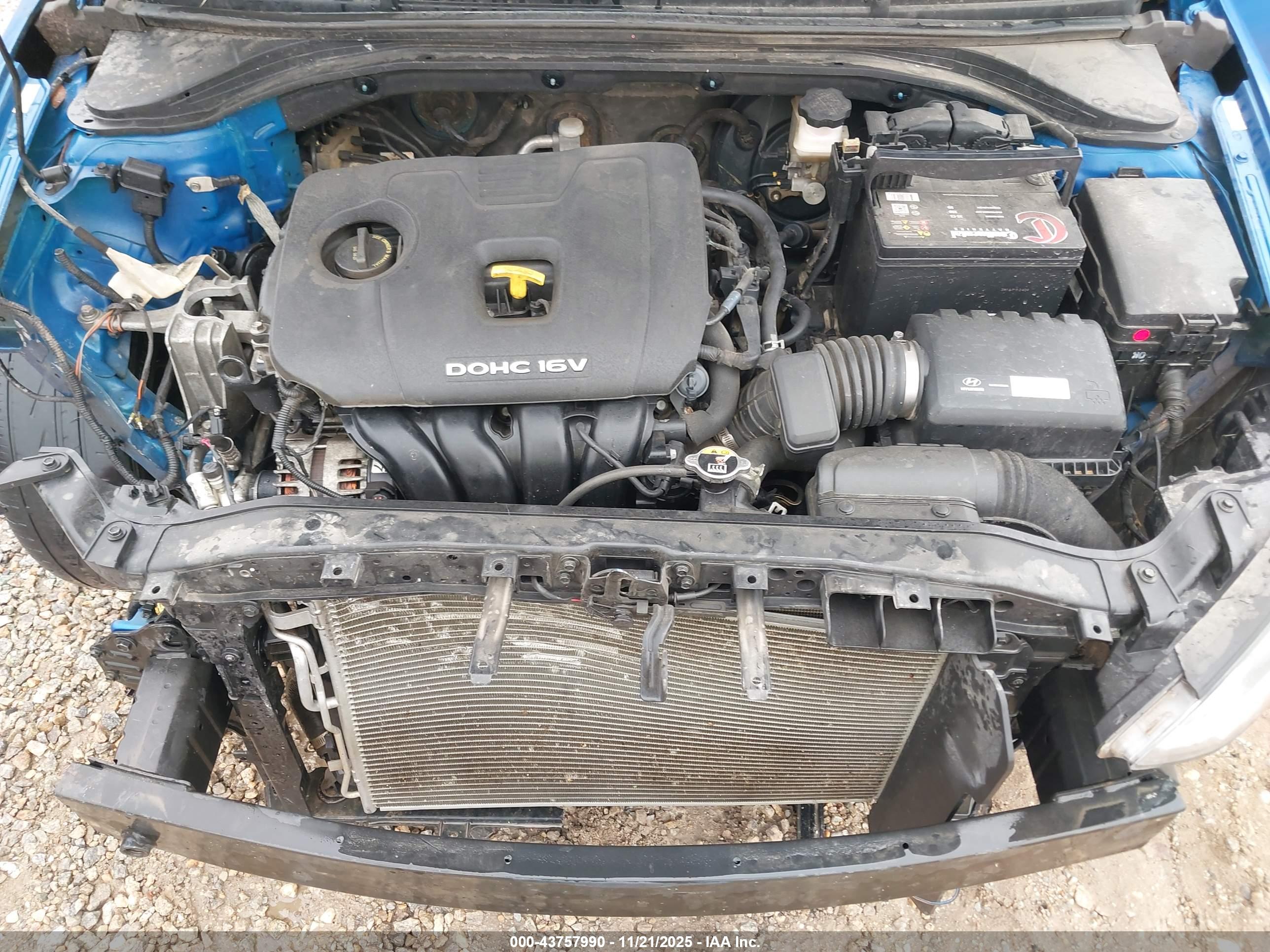 HYUNDAI ELANTRA image 10