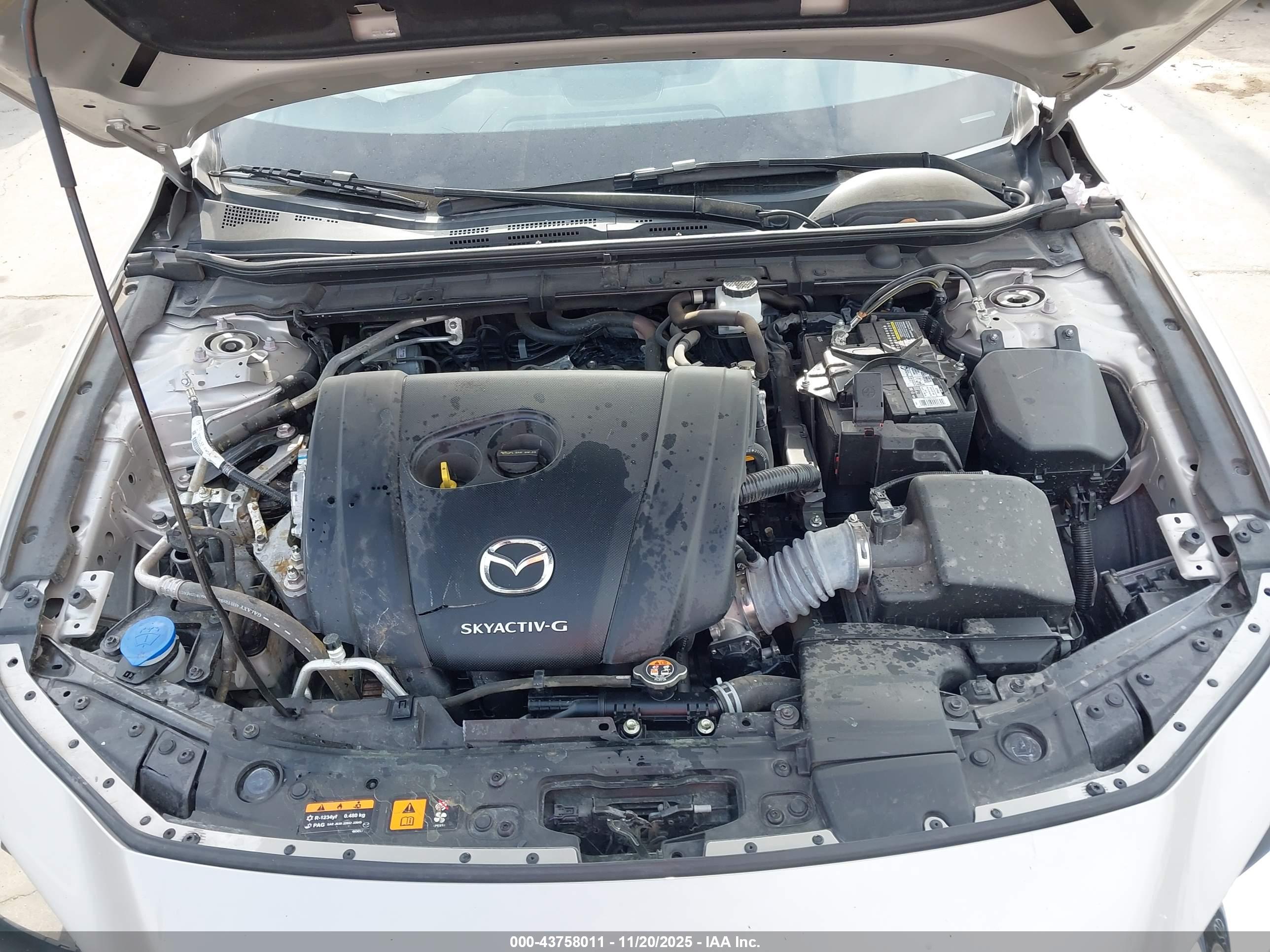 MAZDA MAZDA3 image 10