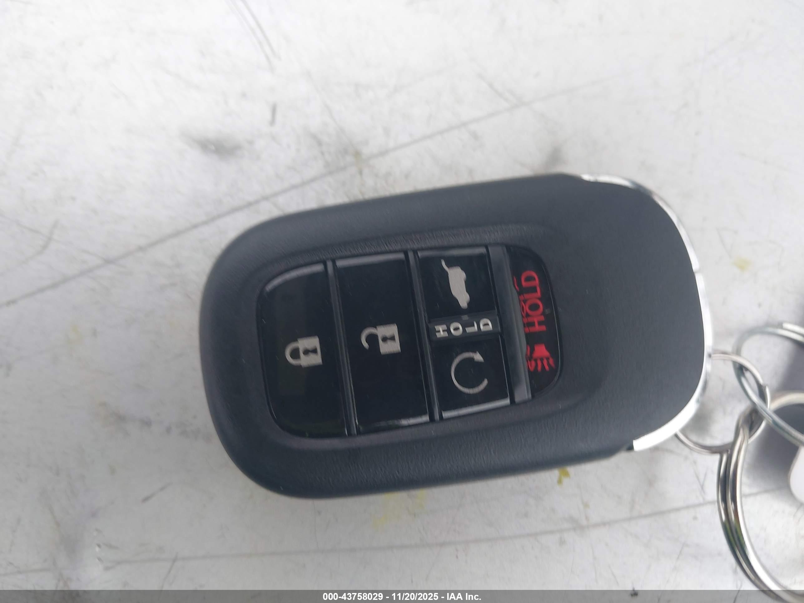 HONDA CR-V image 11