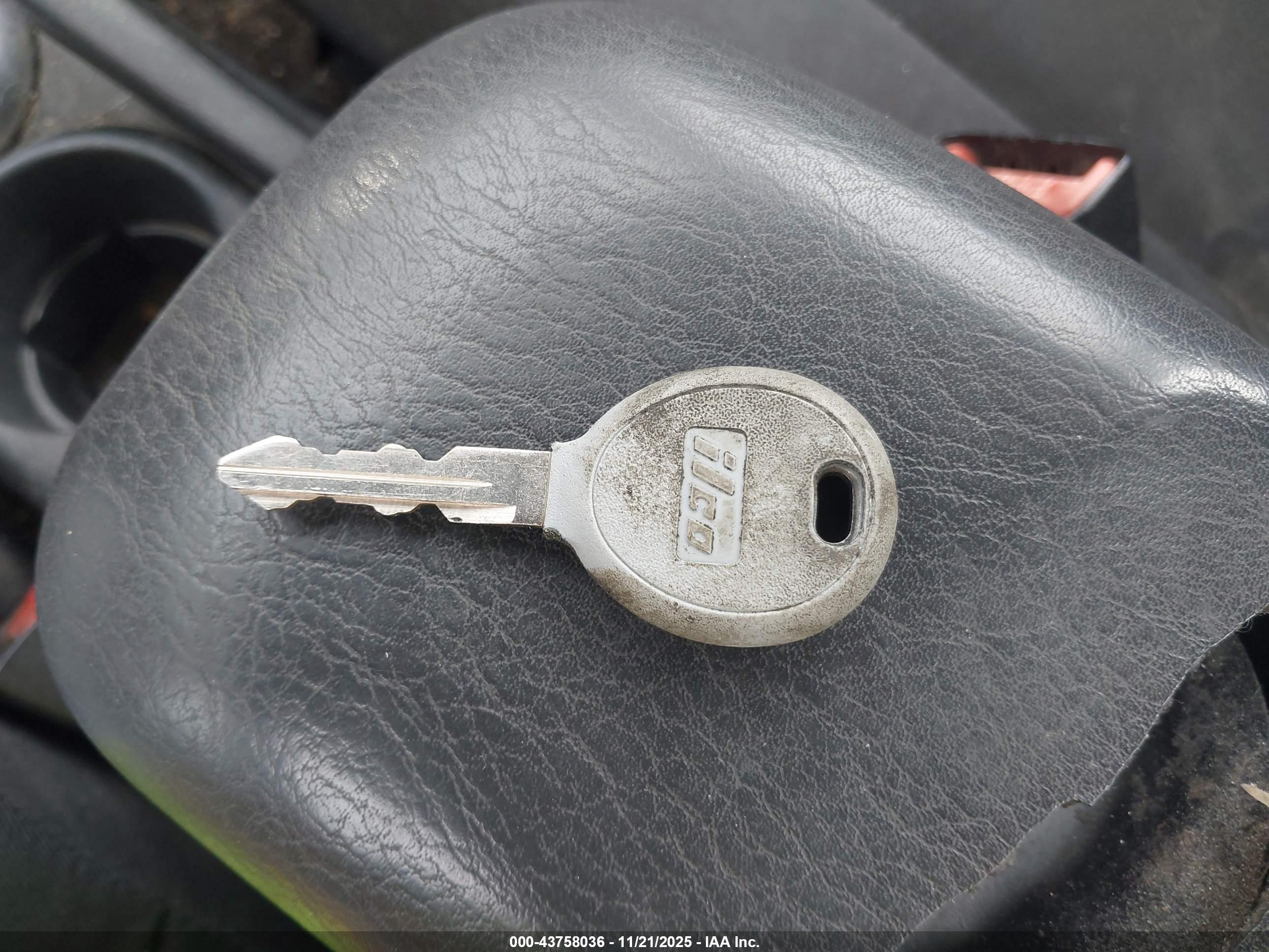 DODGE NEON image 11