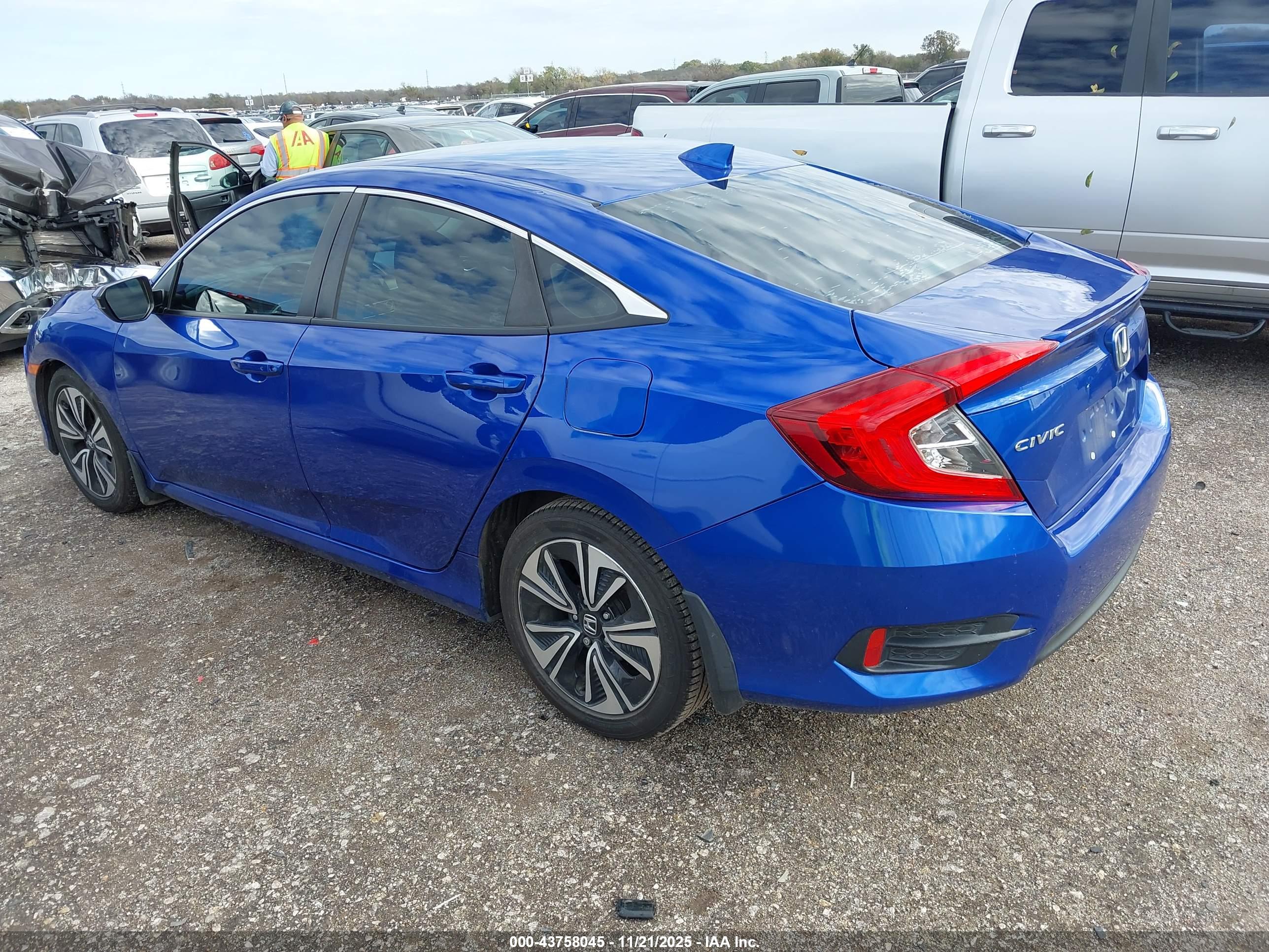 HONDA CIVIC image 3