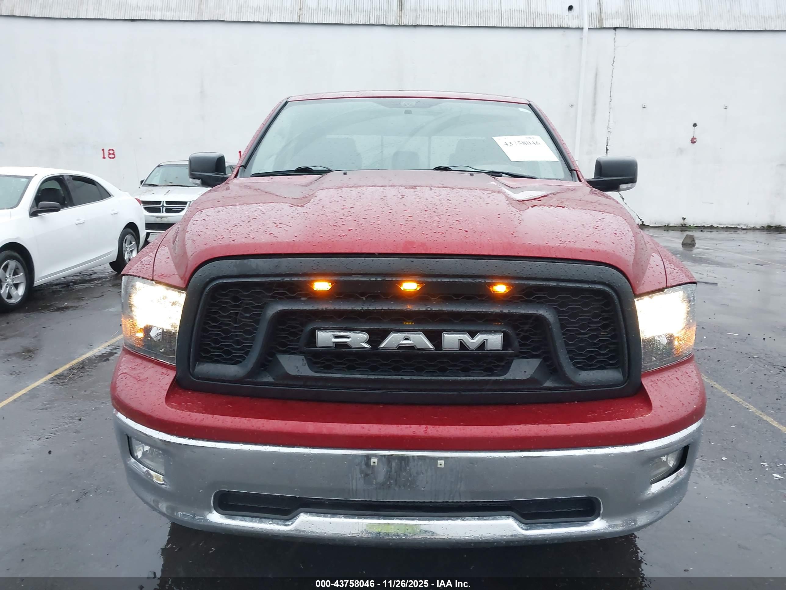 DODGE RAM image 6