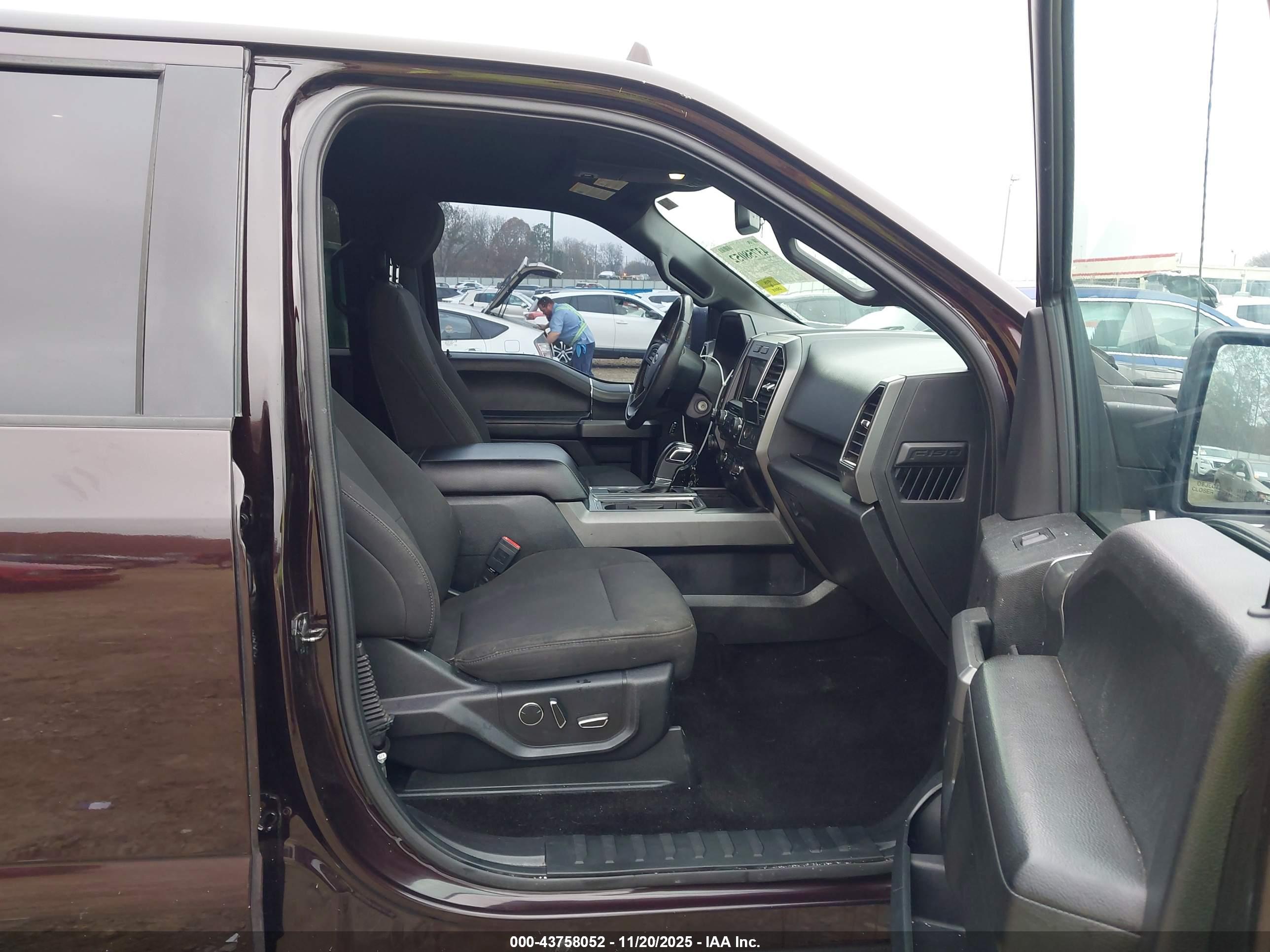 FORD F-150 image 5