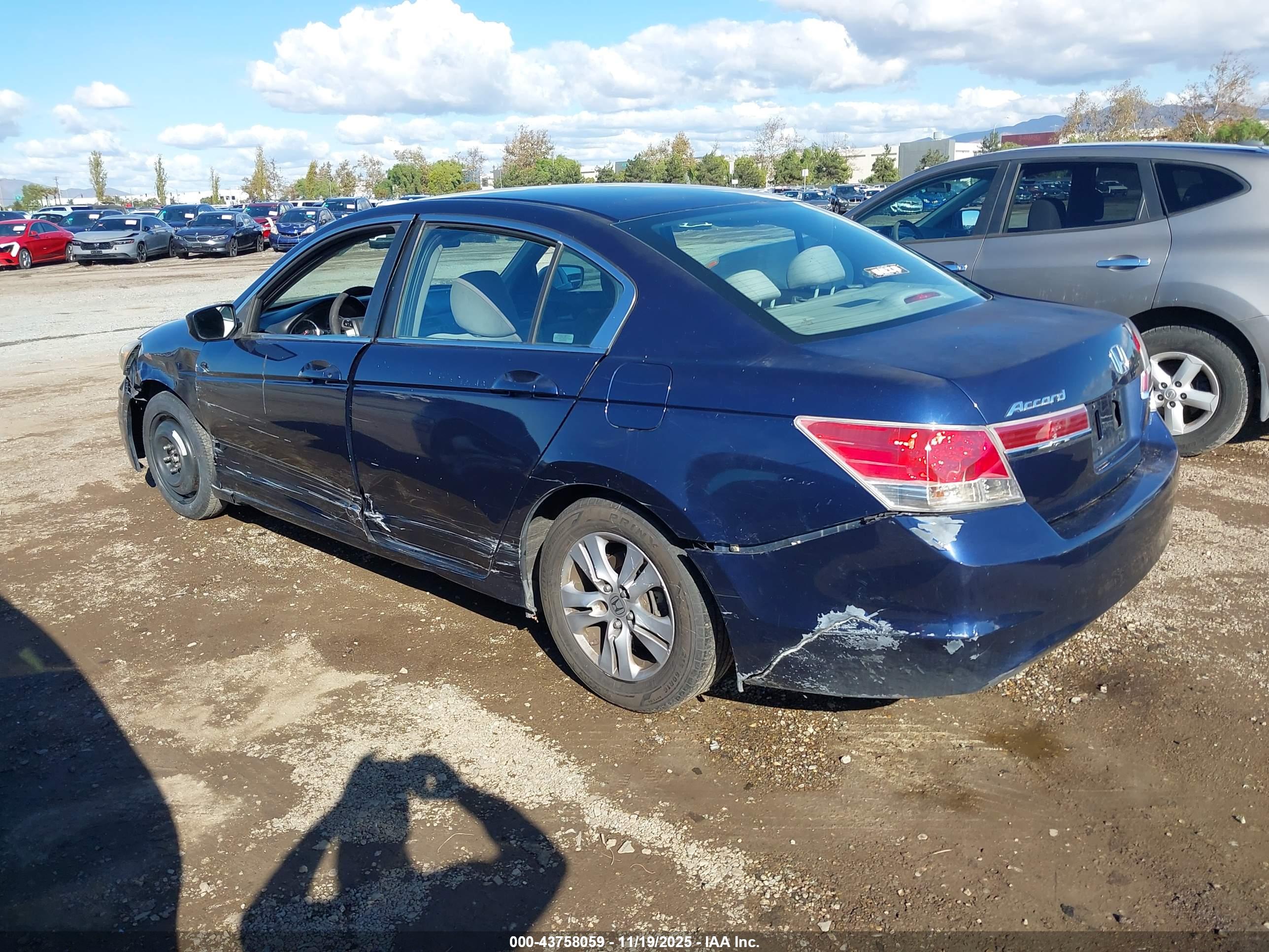 HONDA ACCORD image 3