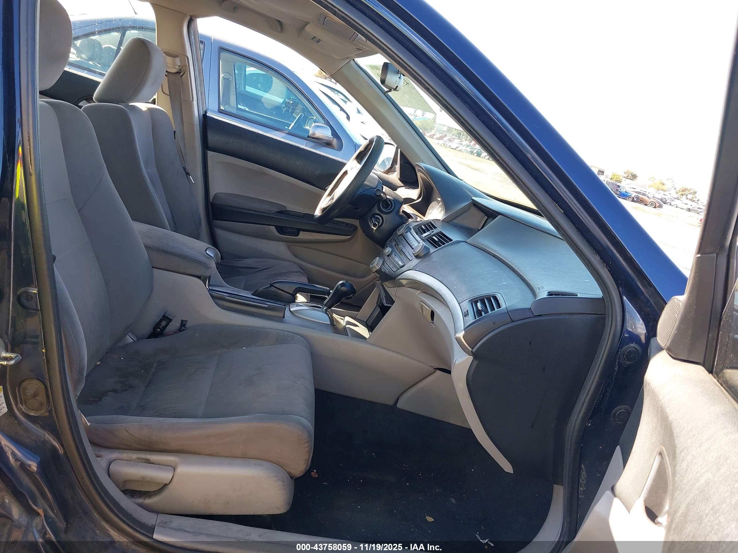 HONDA ACCORD image 5