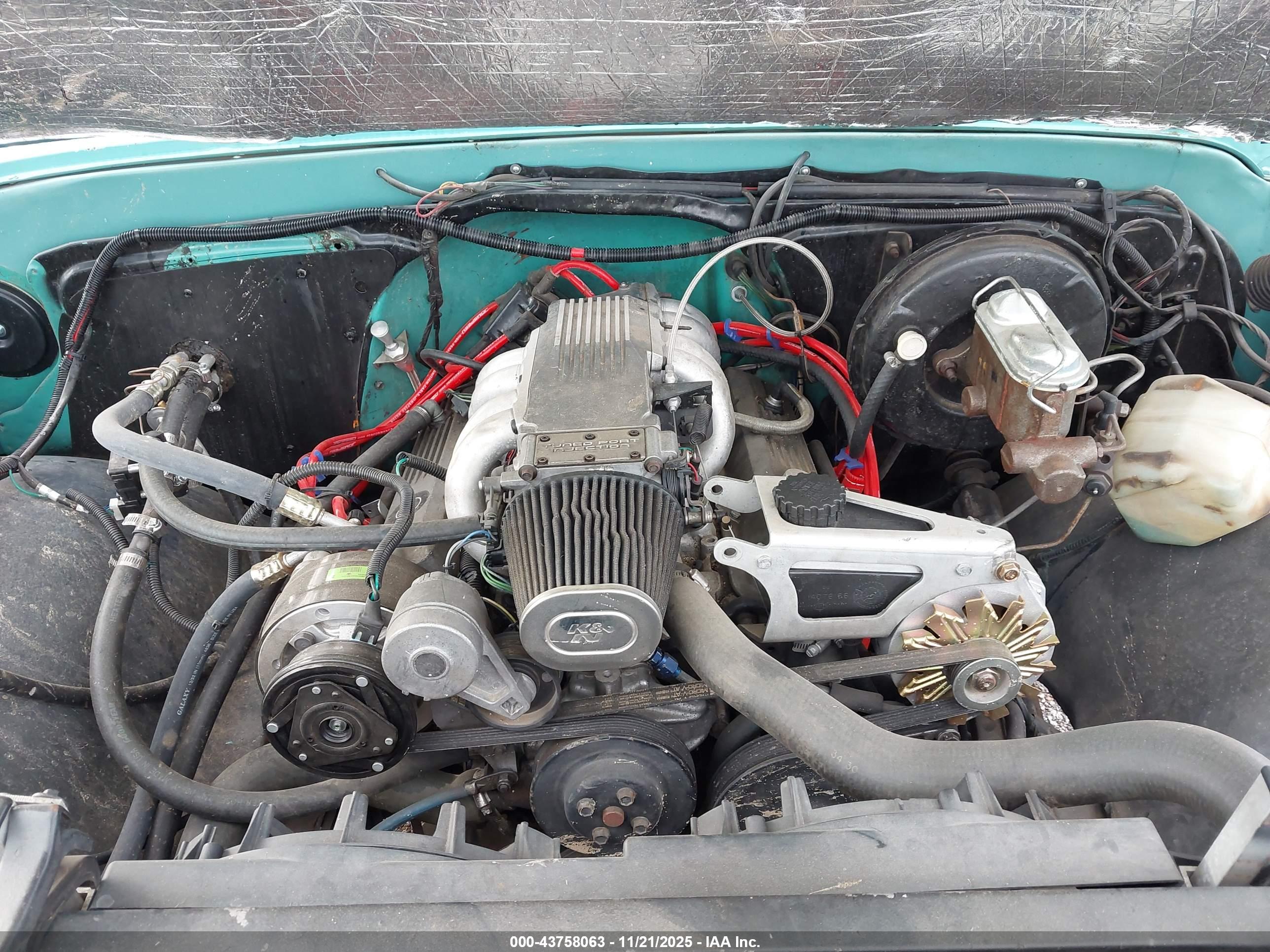 GMC JIMMY image 10