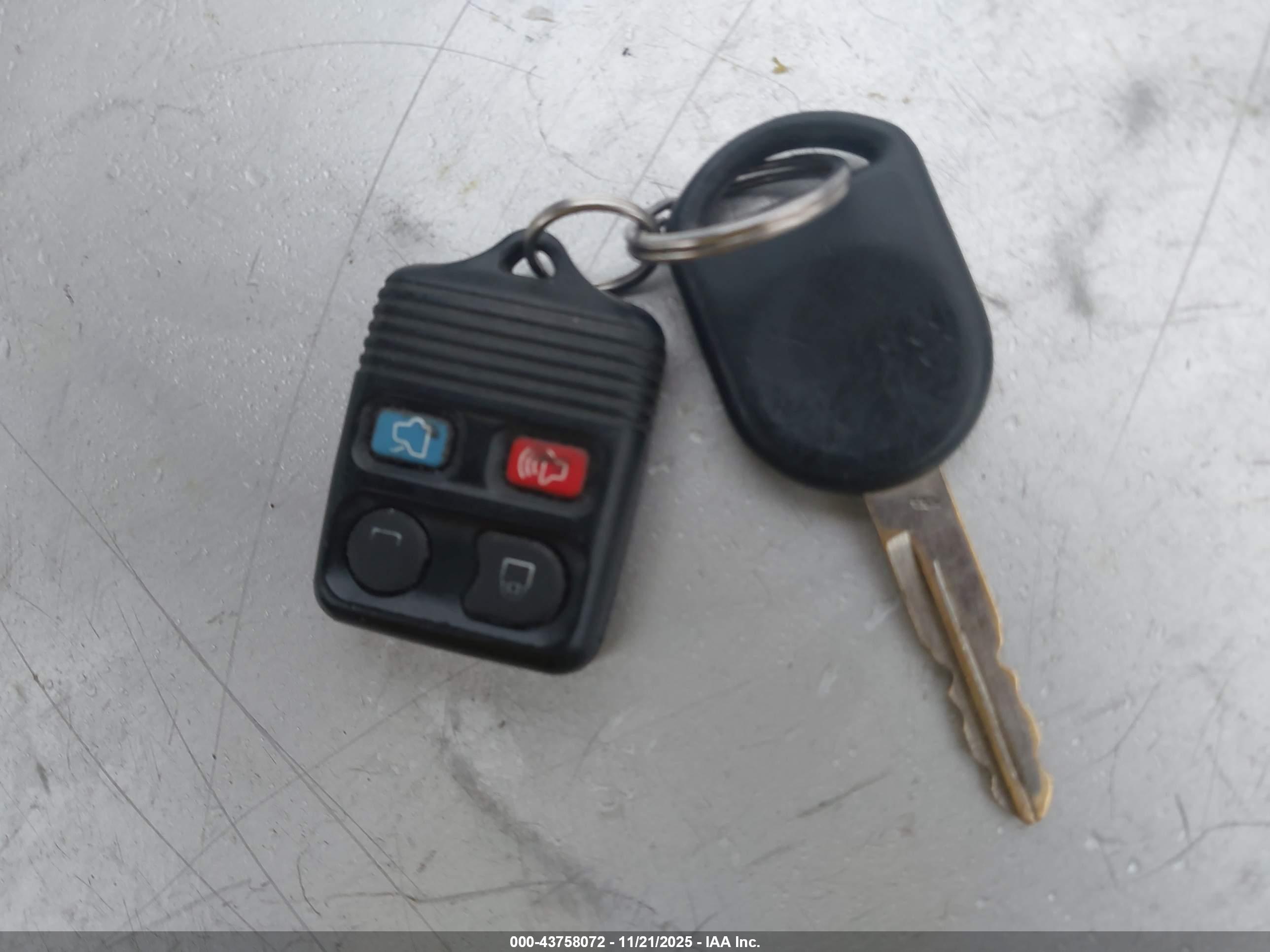 FORD FOCUS image 11