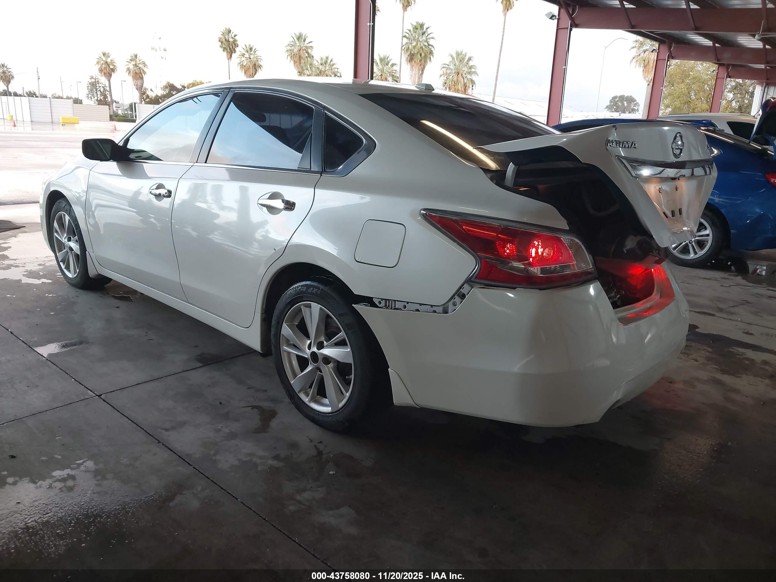 NISSAN ALTIMA image 3