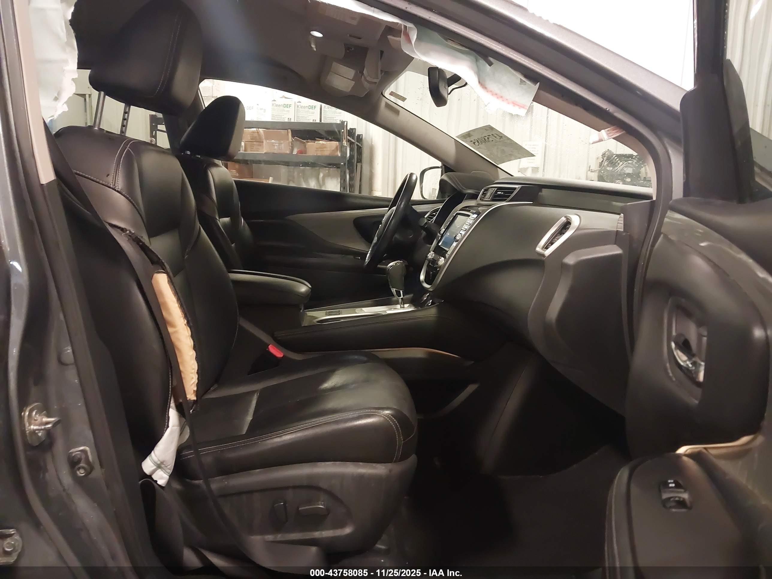 NISSAN MURANO image 5