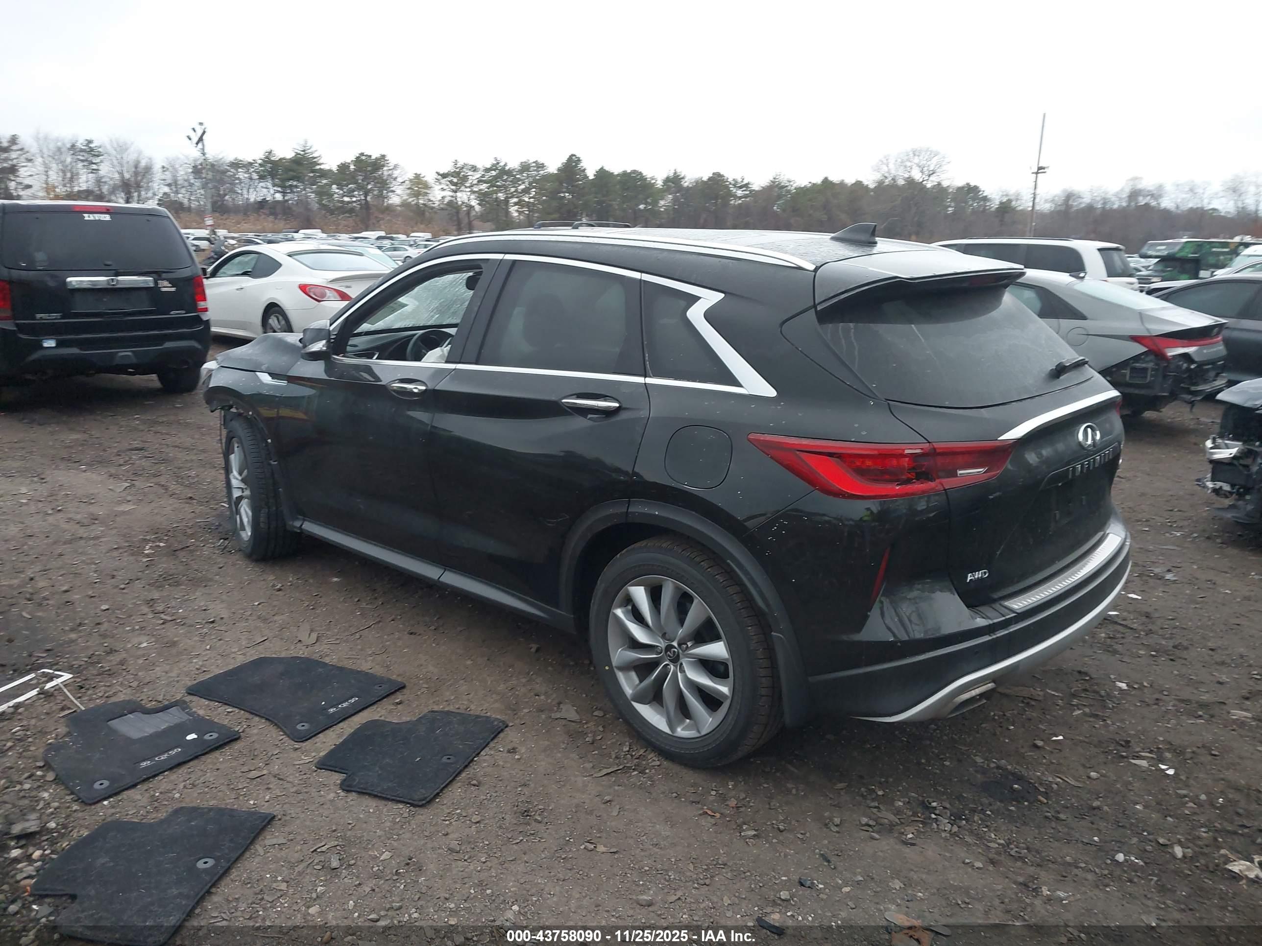 INFINITI QX50 image 3
