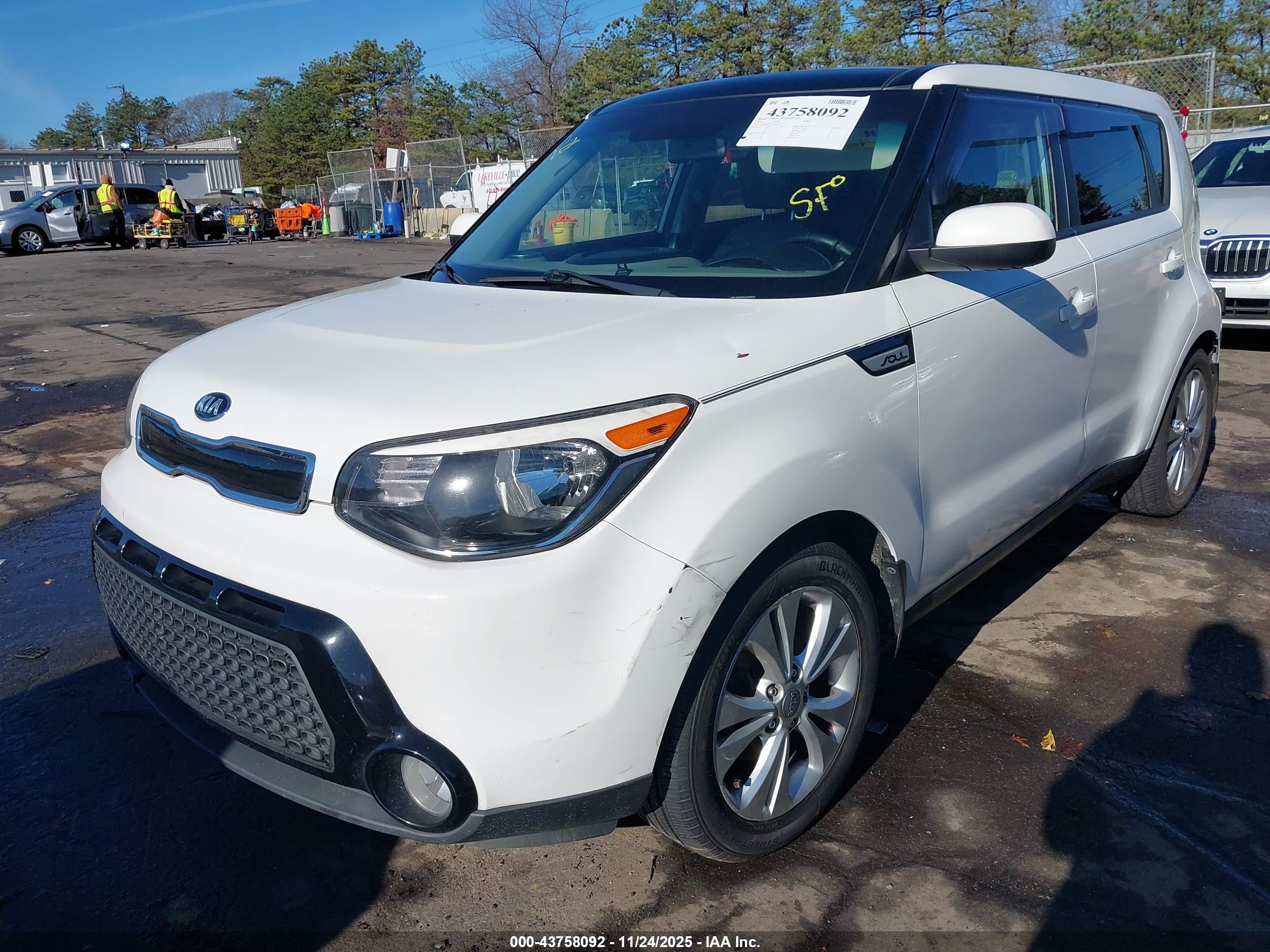 KIA SOUL image 2