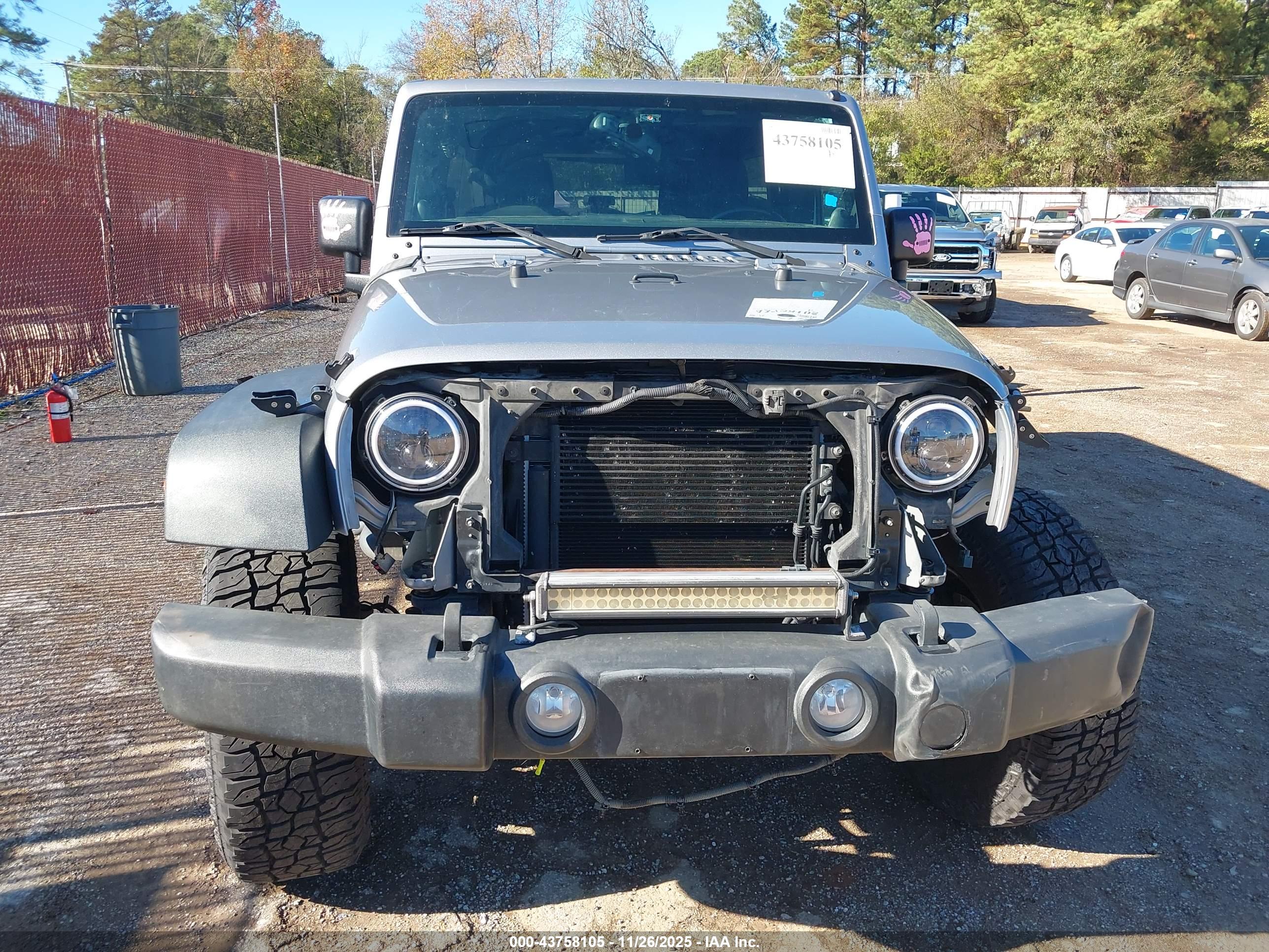 JEEP WRANGLER image 6