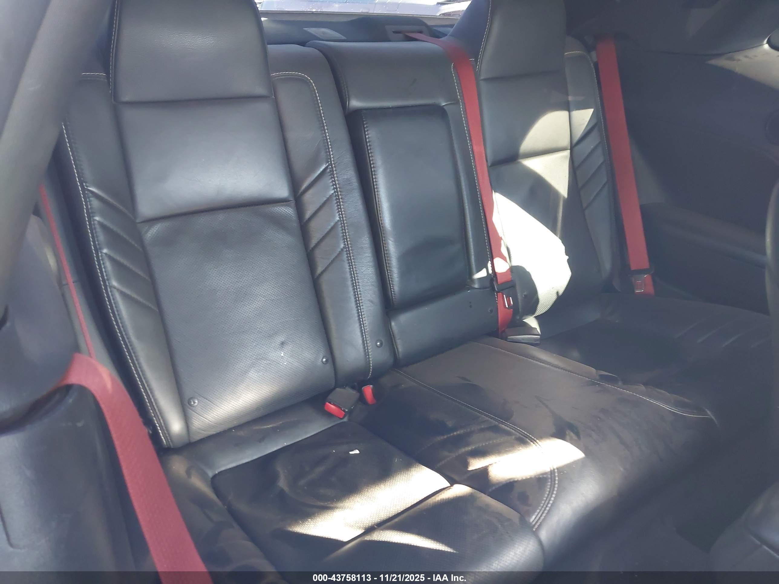 DODGE CHALLENGER image 8