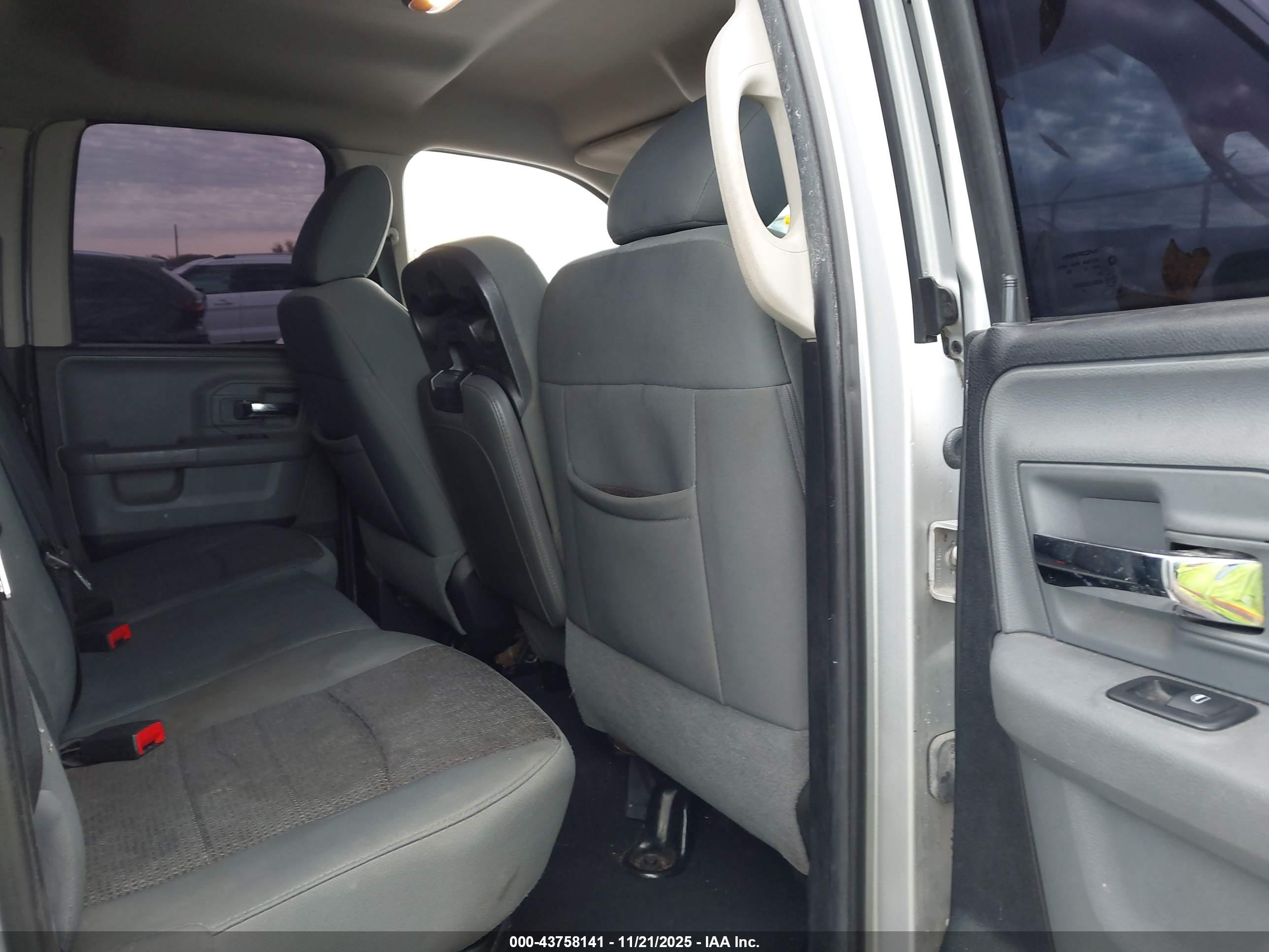 RAM 1500 image 8