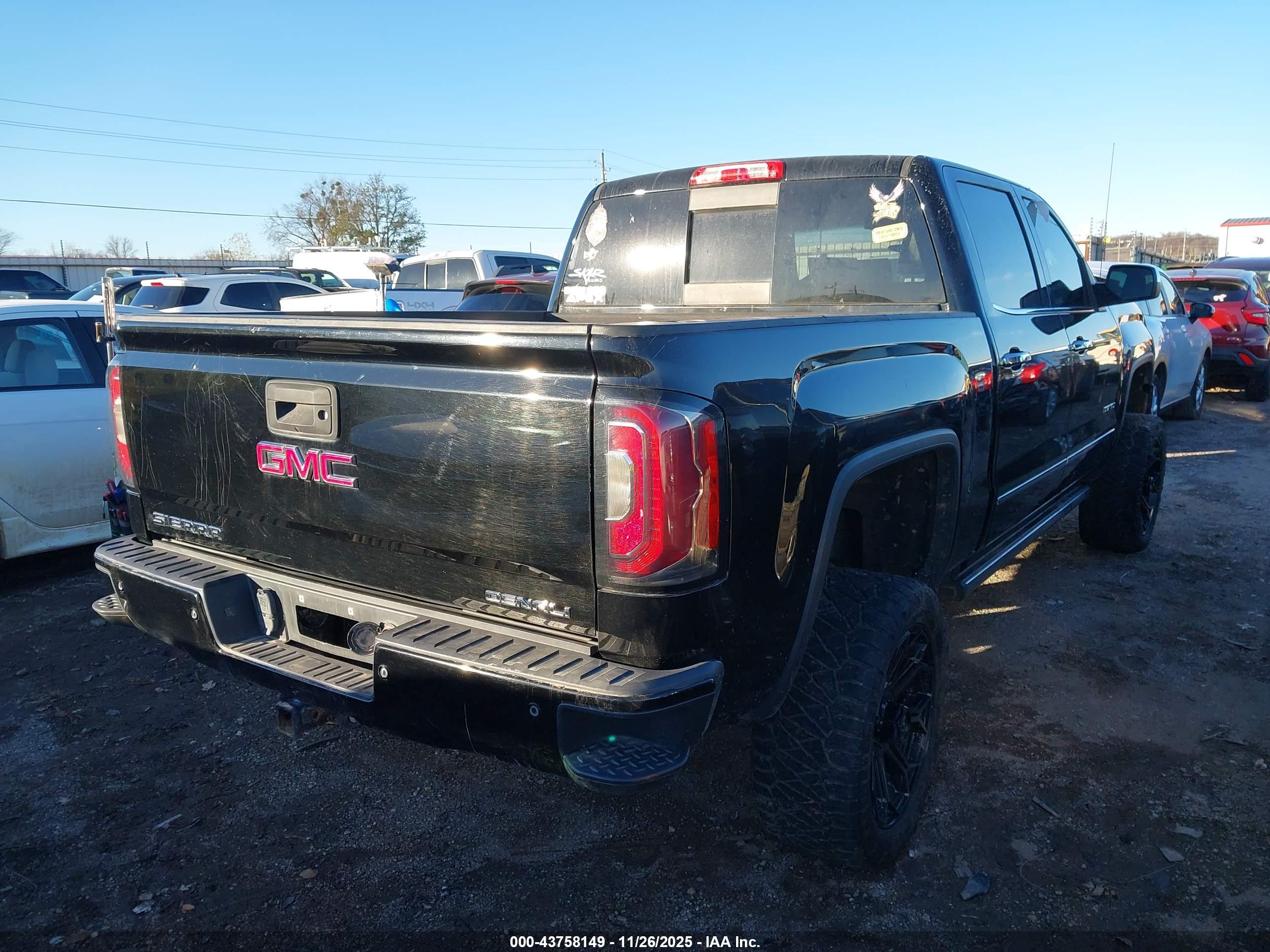 GMC SIERRA image 4