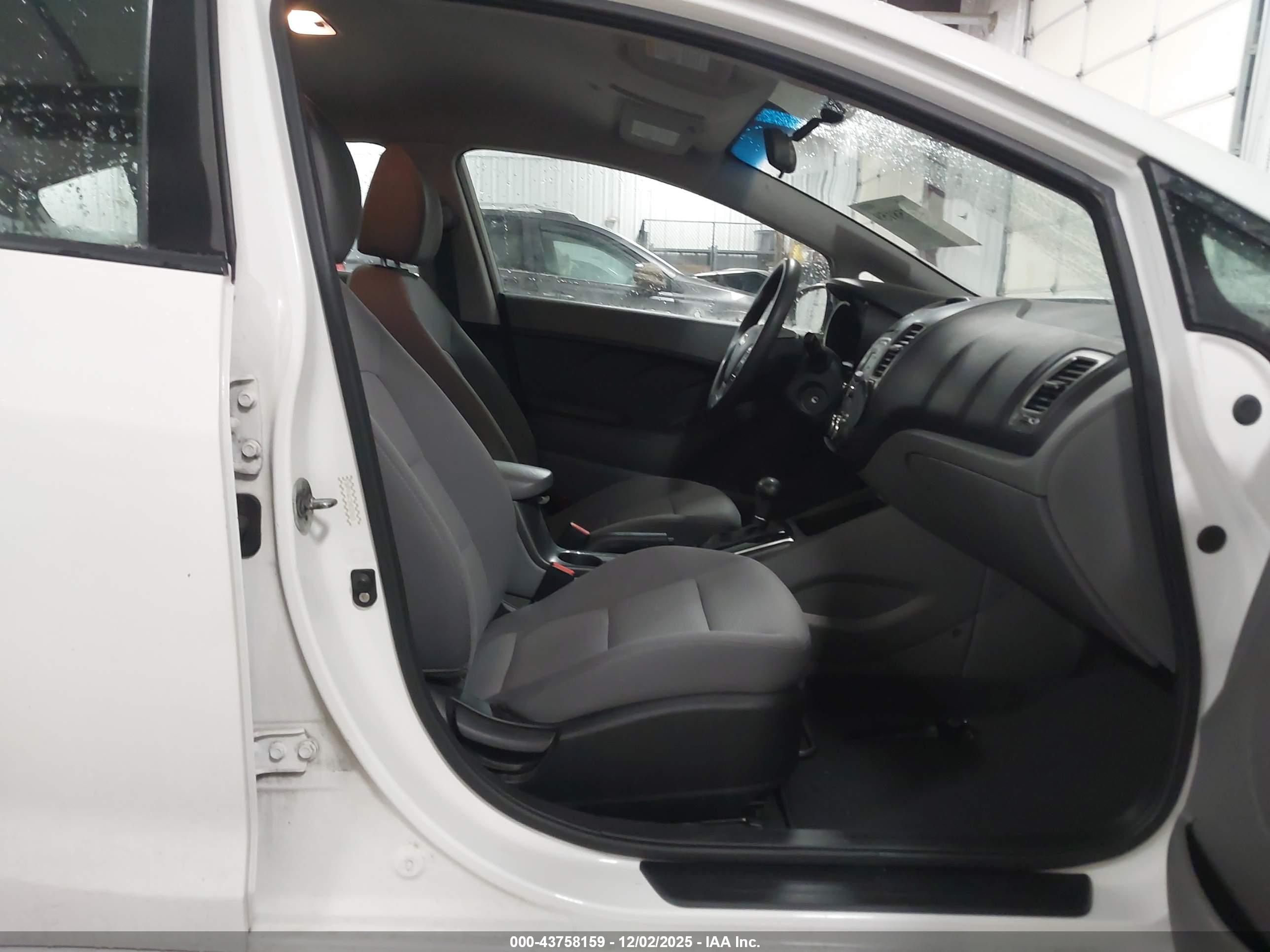 KIA FORTE image 5