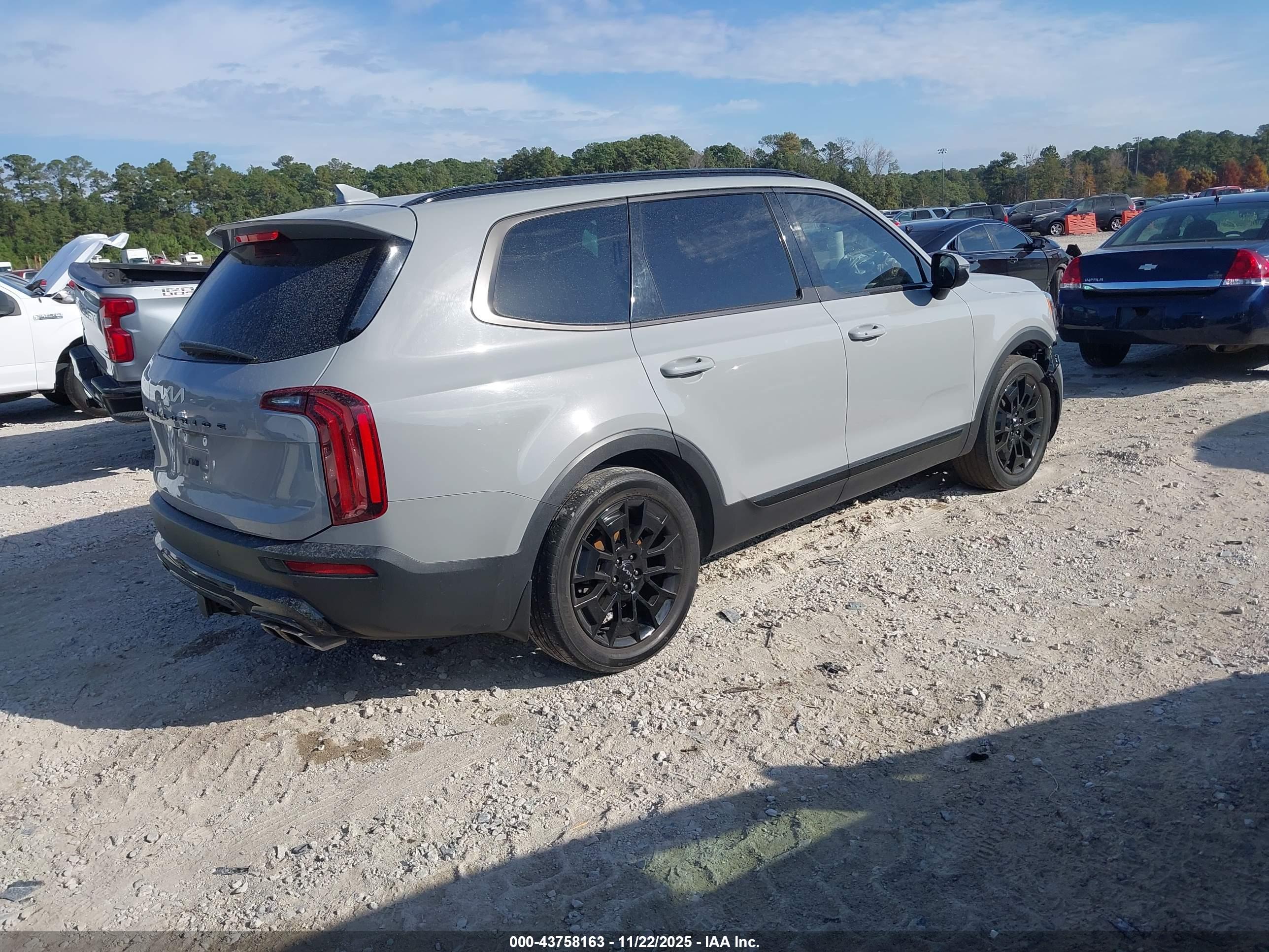KIA TELLURIDE image 4