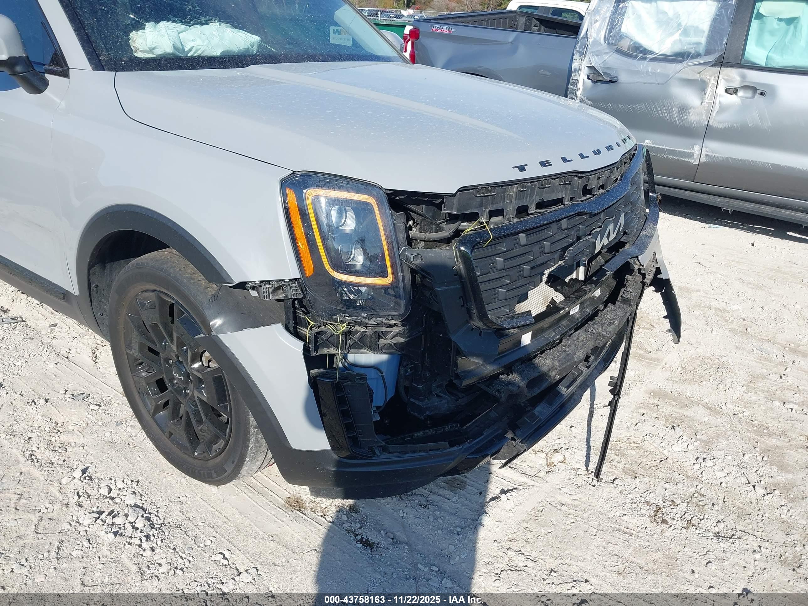 KIA TELLURIDE image 6