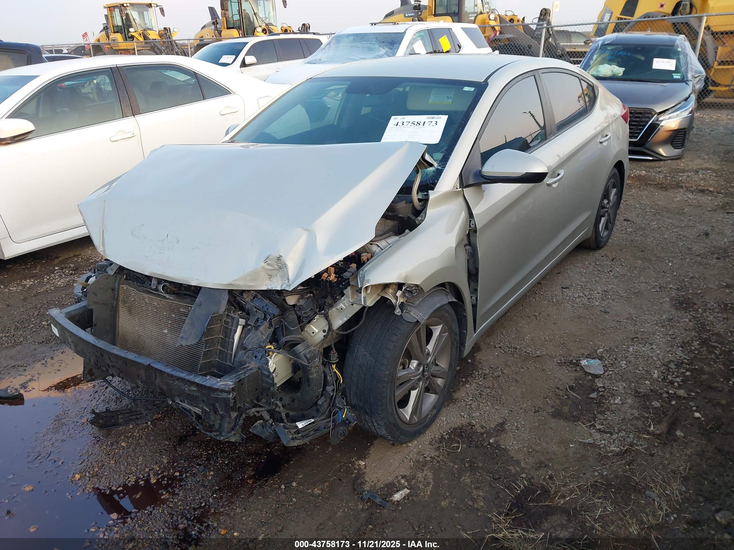 HYUNDAI ELANTRA image 2
