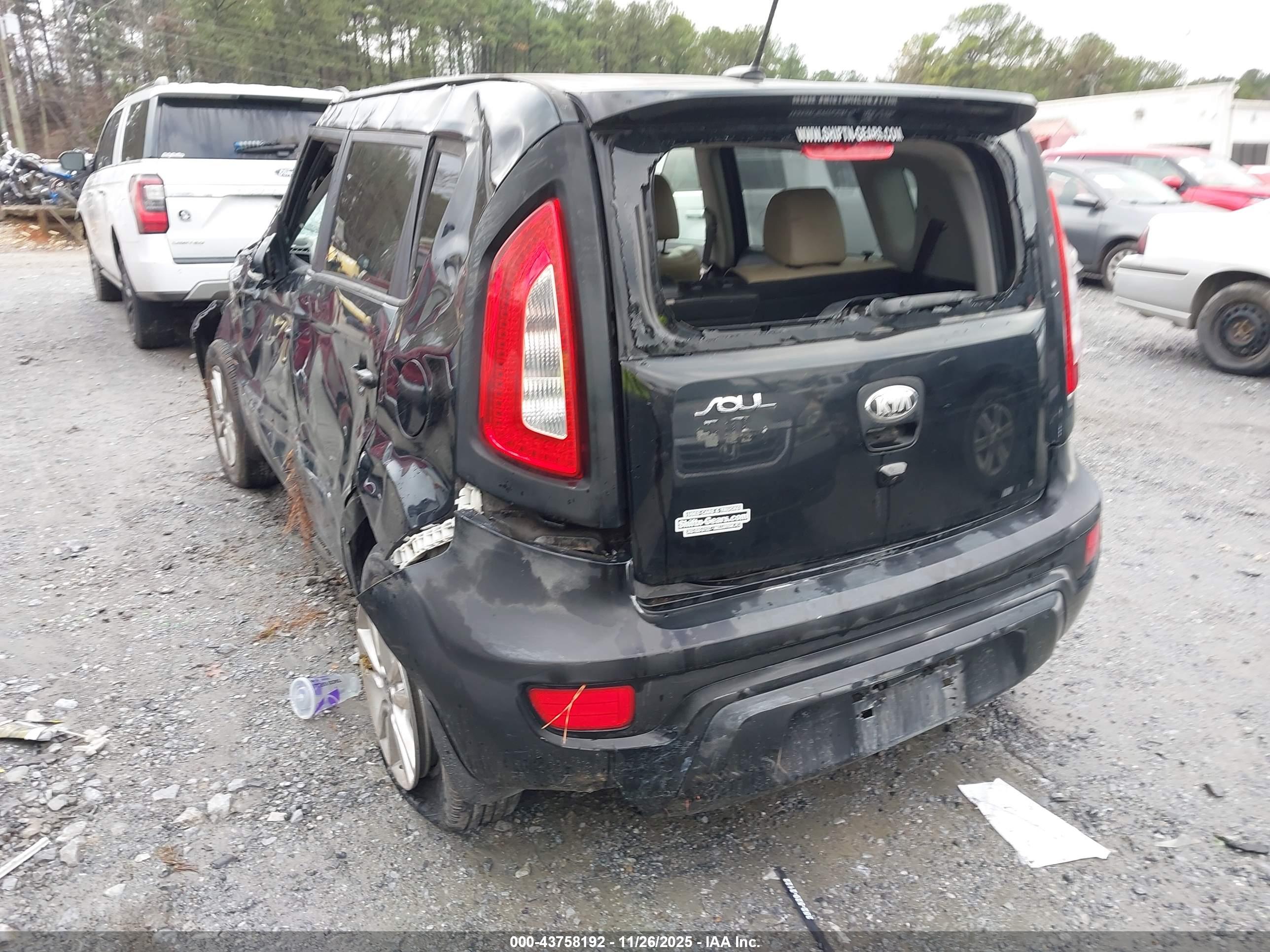 KIA SOUL image 3