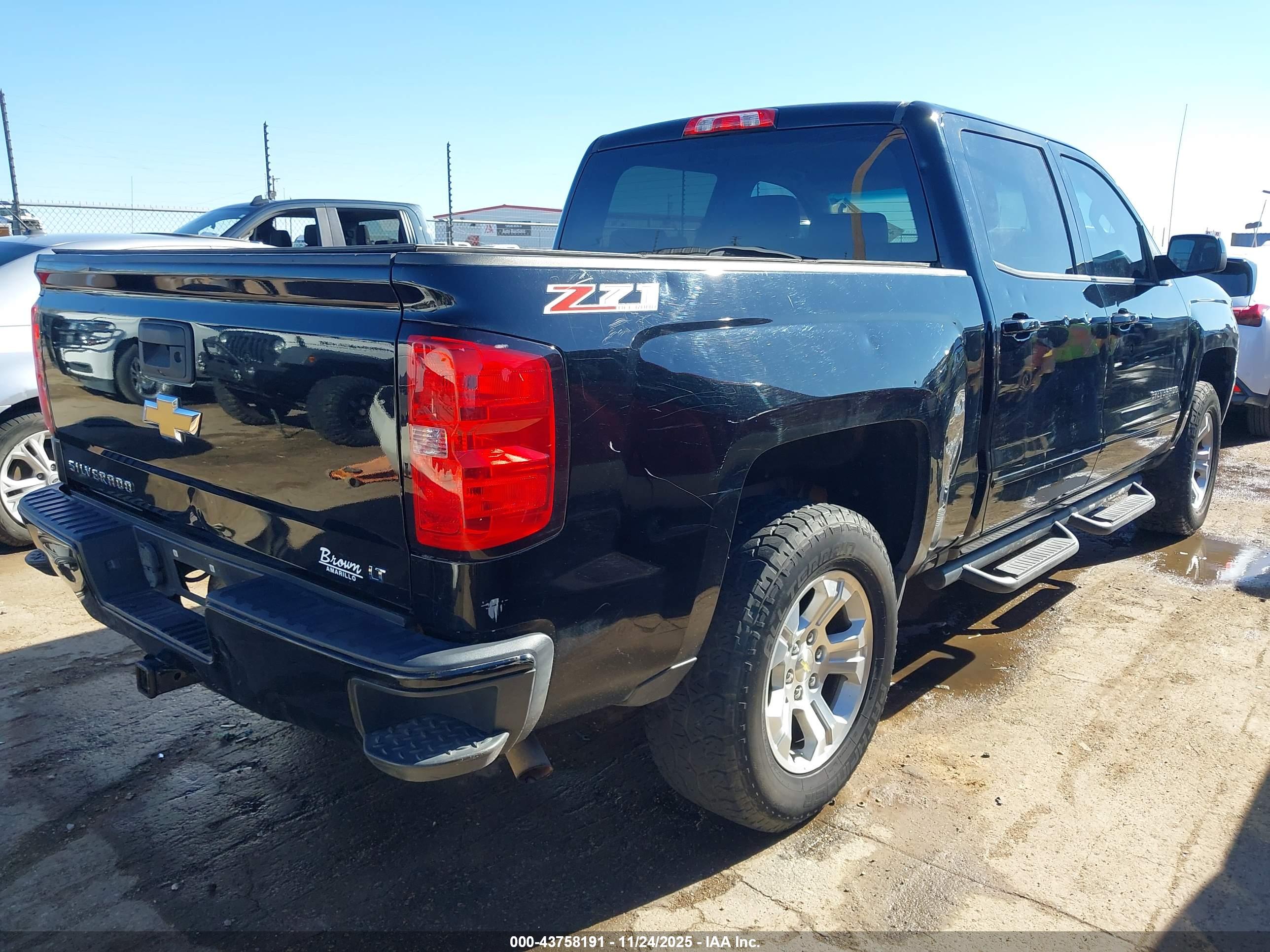 CHEVROLET SILVERADO image 4