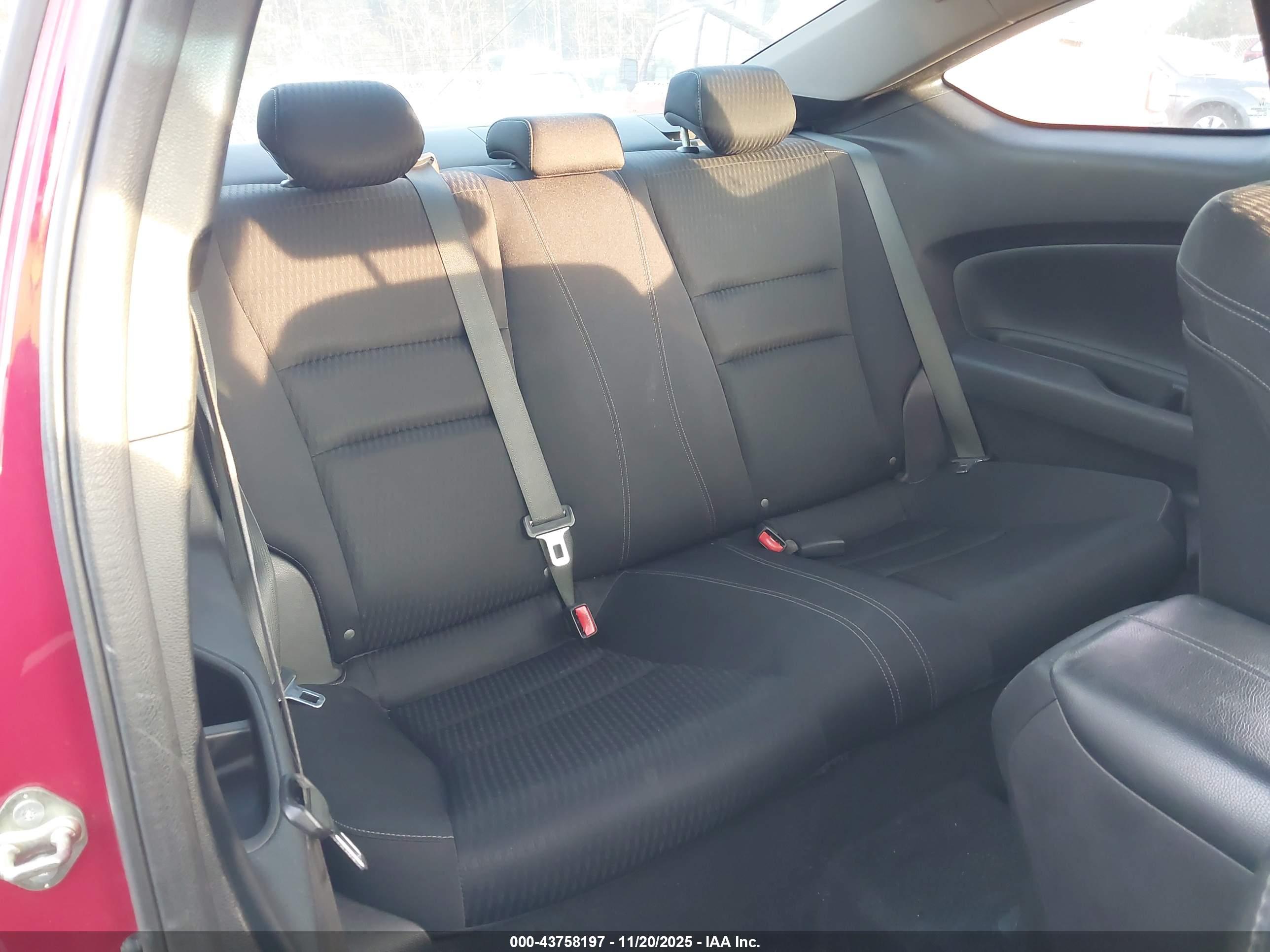 HONDA ACCORD image 8