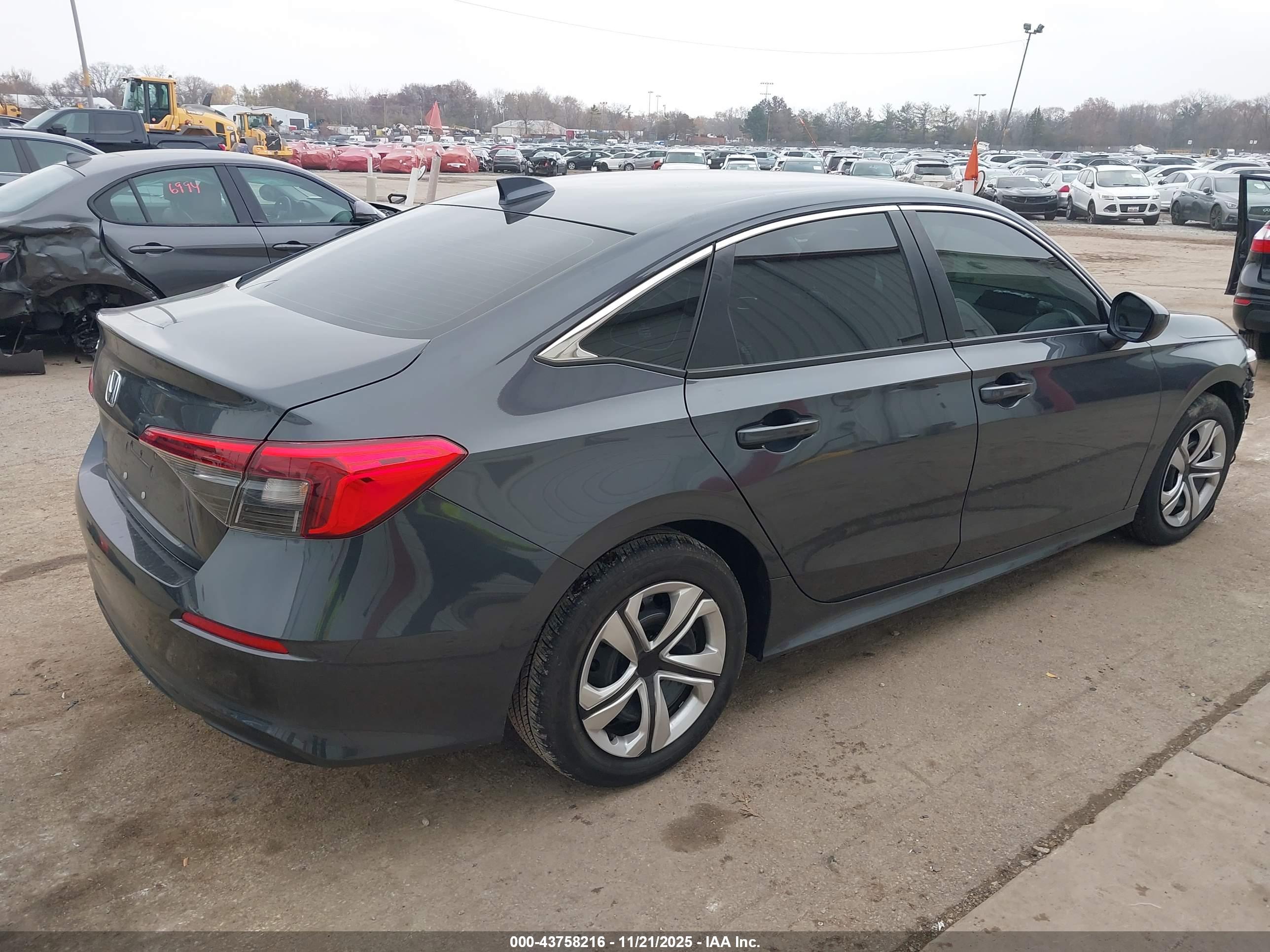 HONDA CIVIC image 4