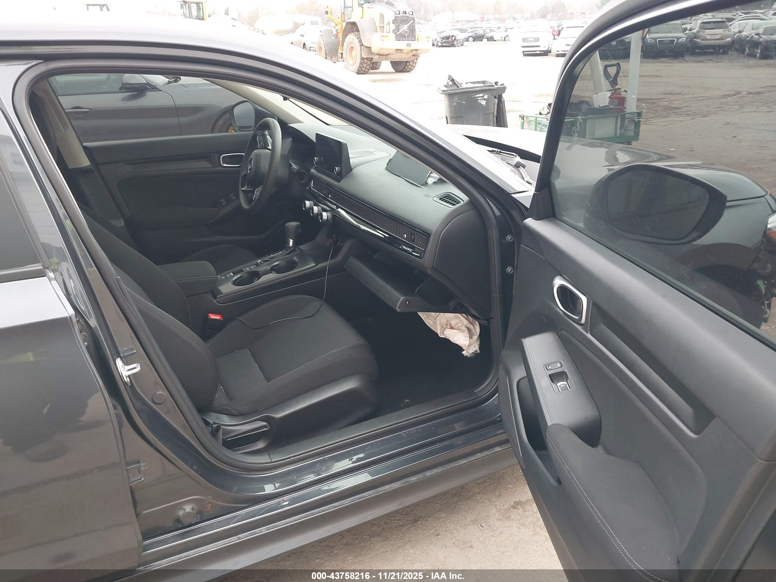 HONDA CIVIC image 5