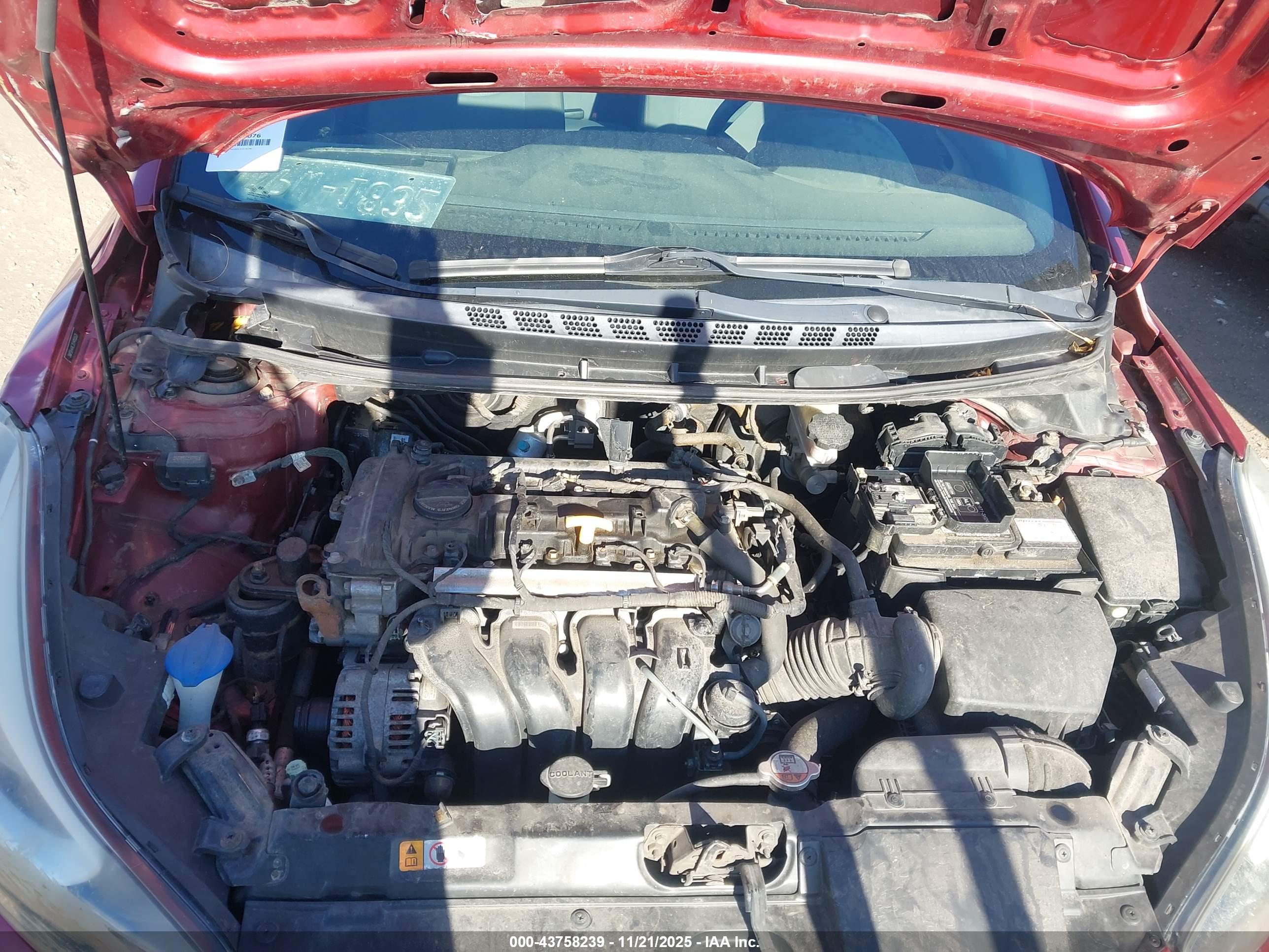 HYUNDAI ELANTRA image 10