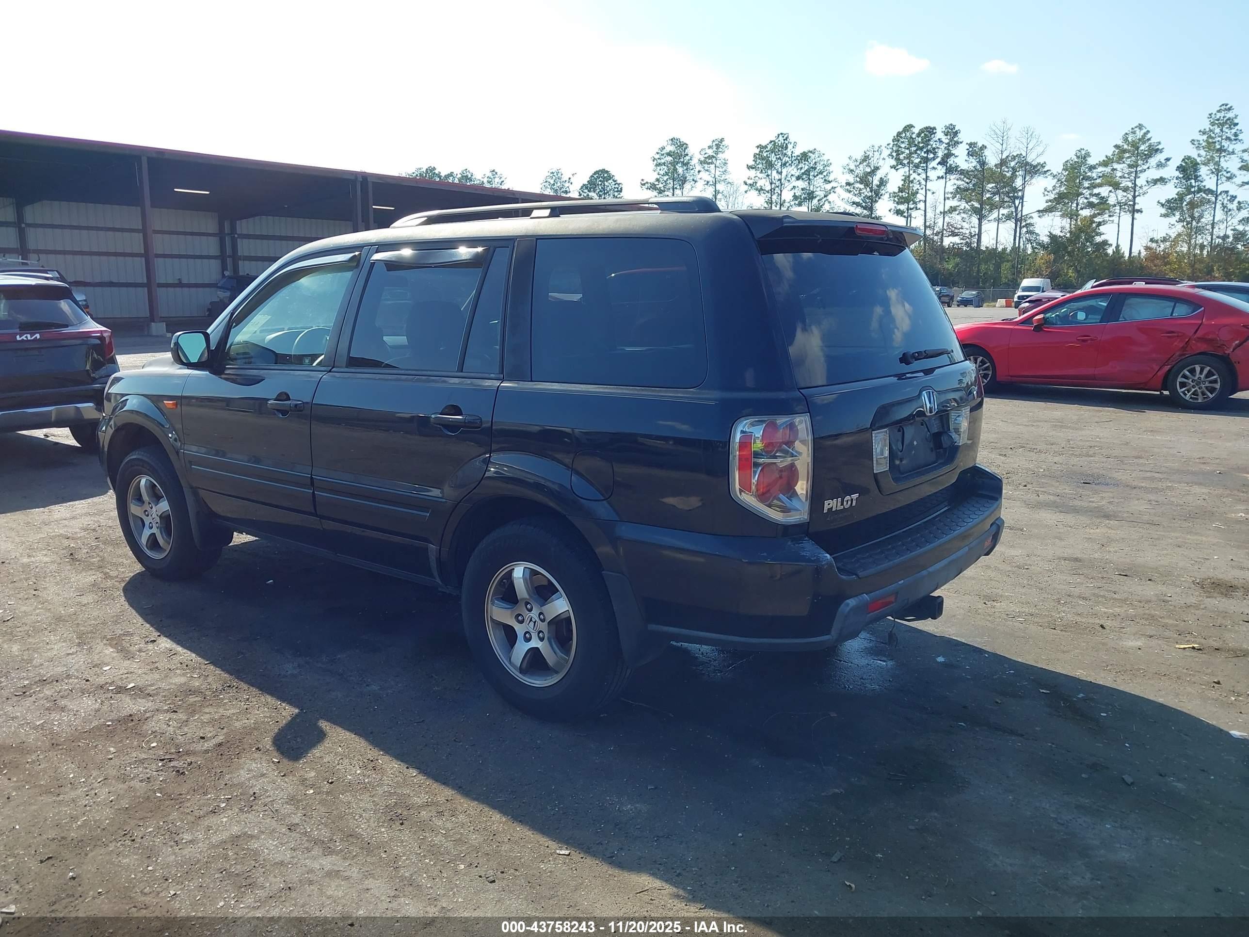 HONDA PILOT image 3