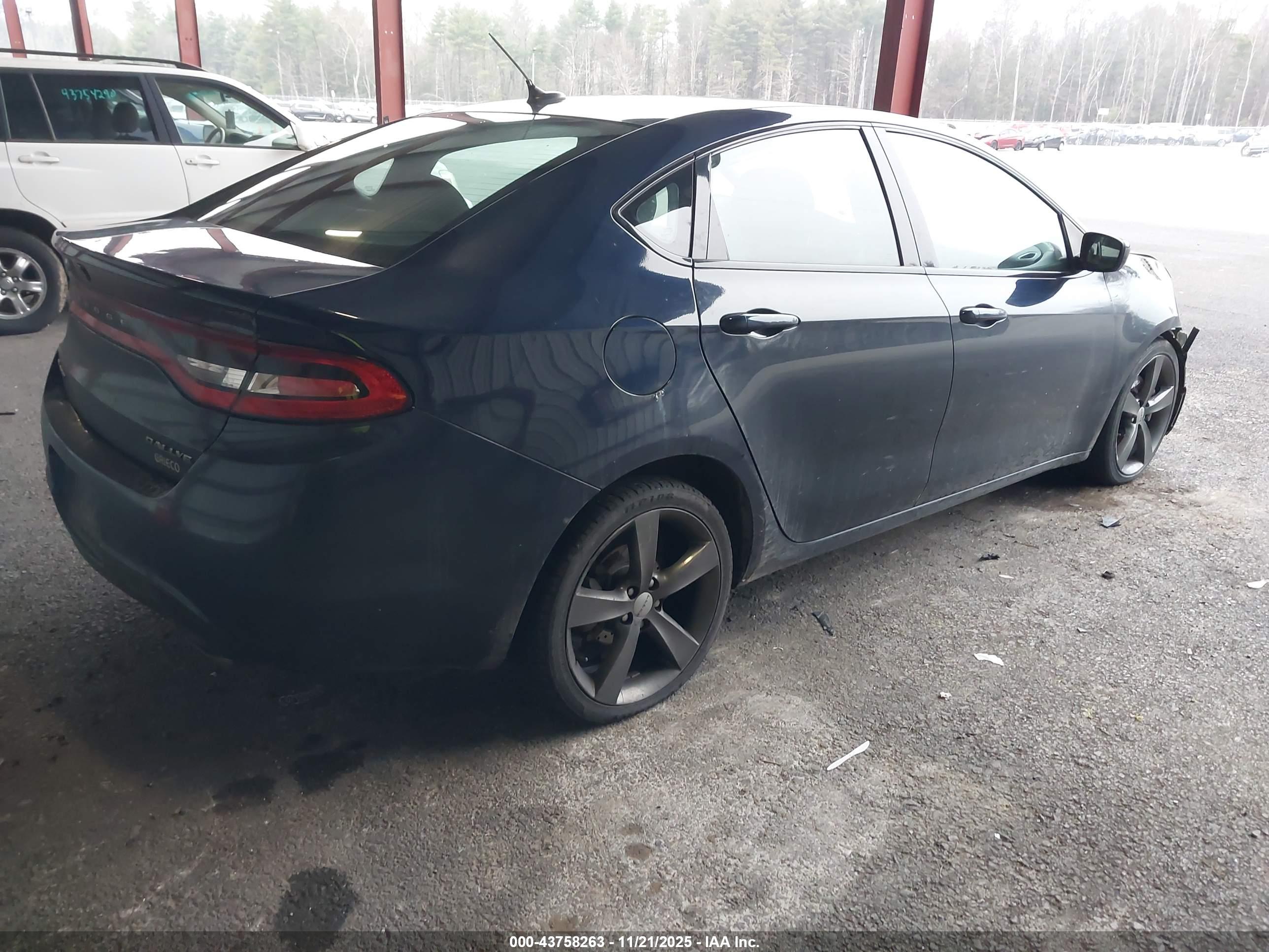 DODGE DART image 4