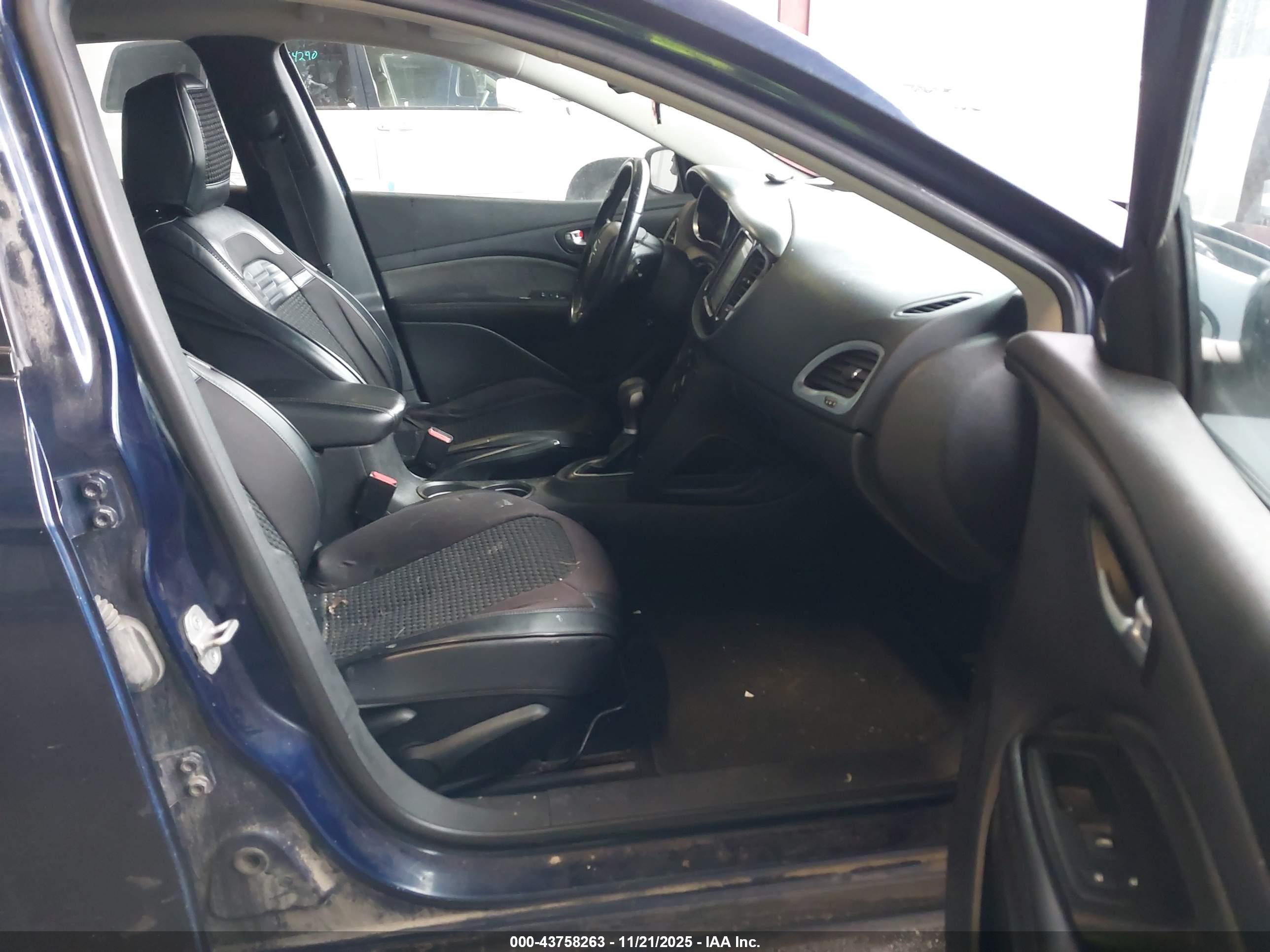 DODGE DART image 5