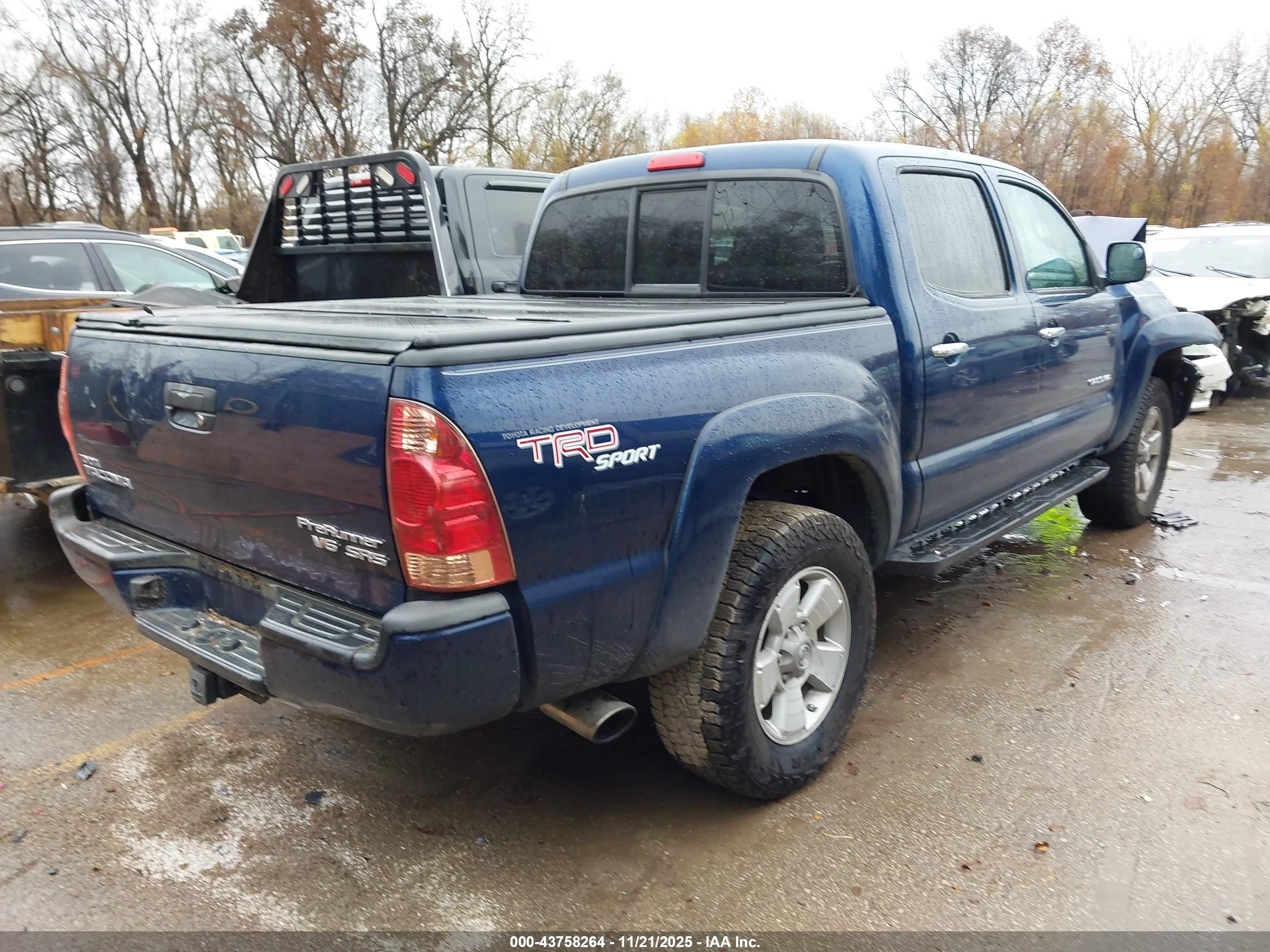 TOYOTA TACOMA image 4