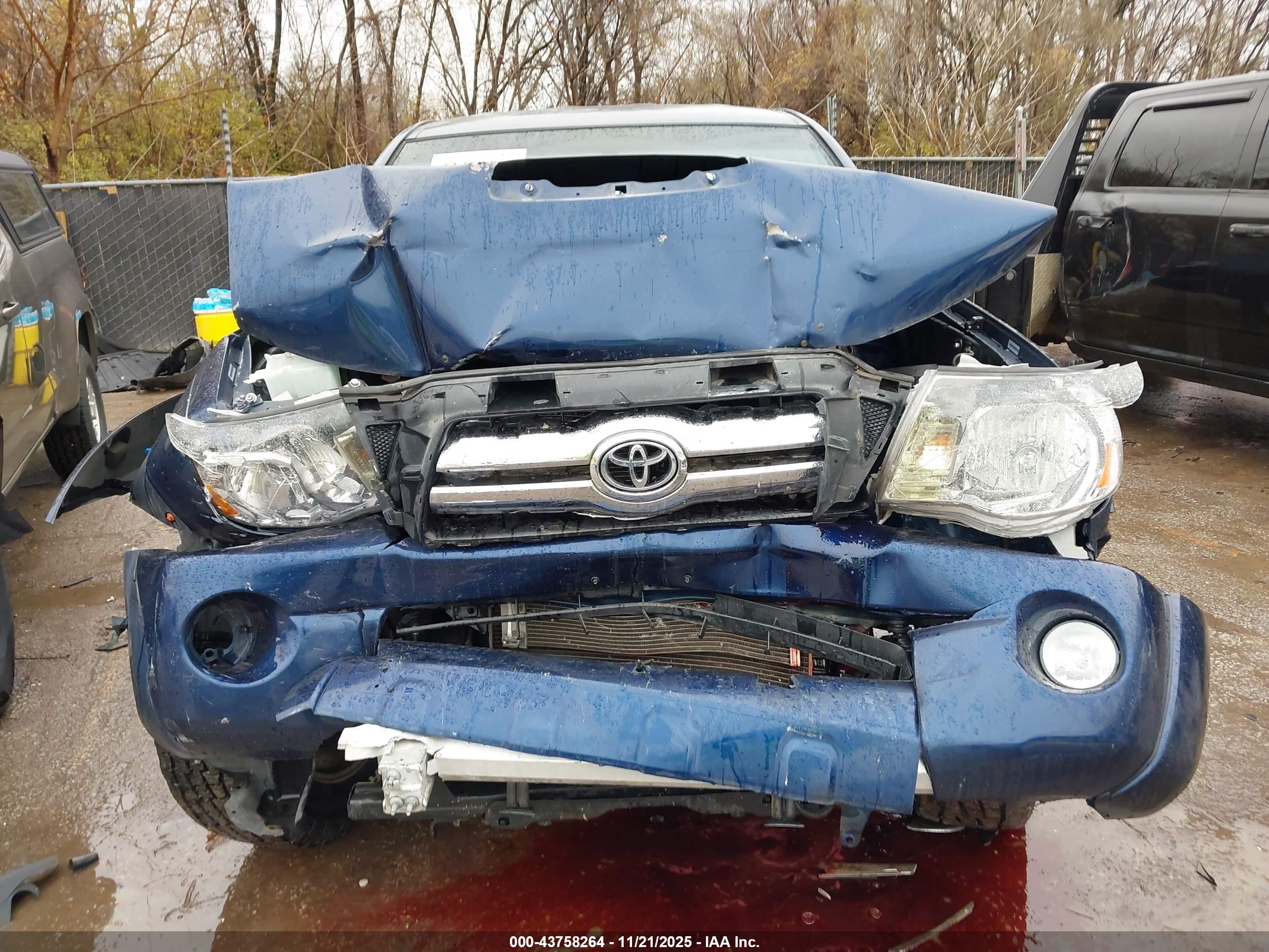 TOYOTA TACOMA image 6