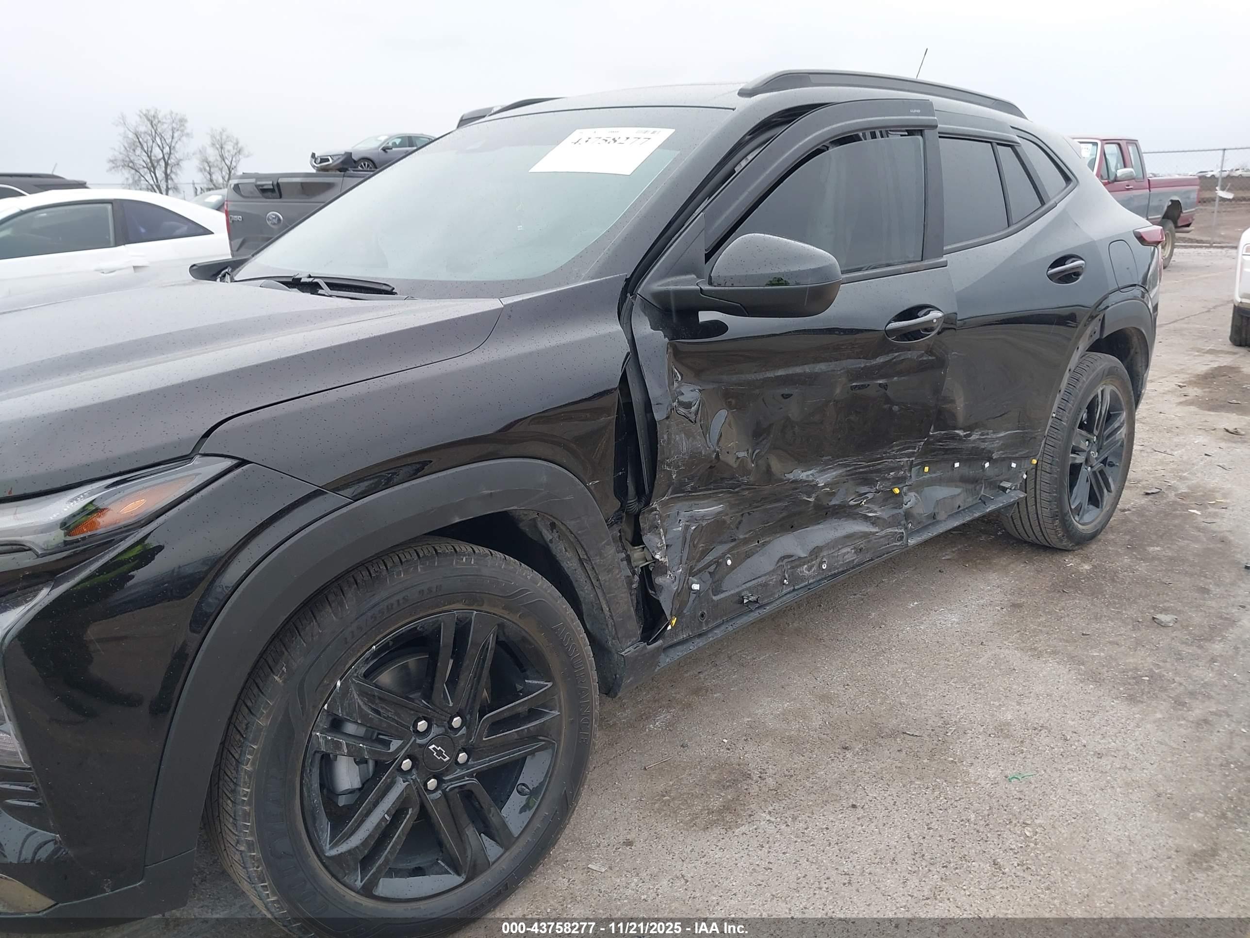 CHEVROLET TRAX image 6