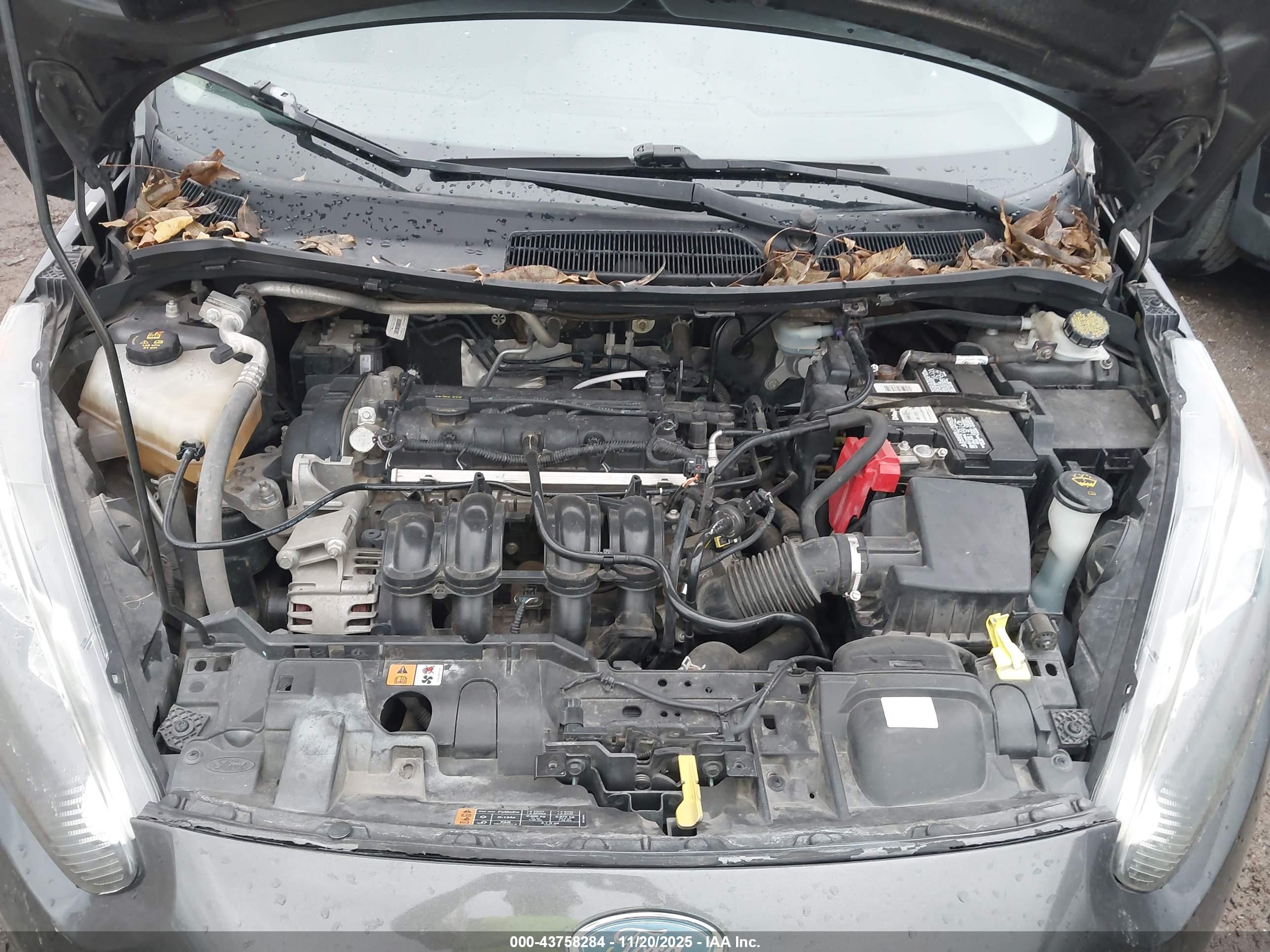 FORD FIESTA image 10