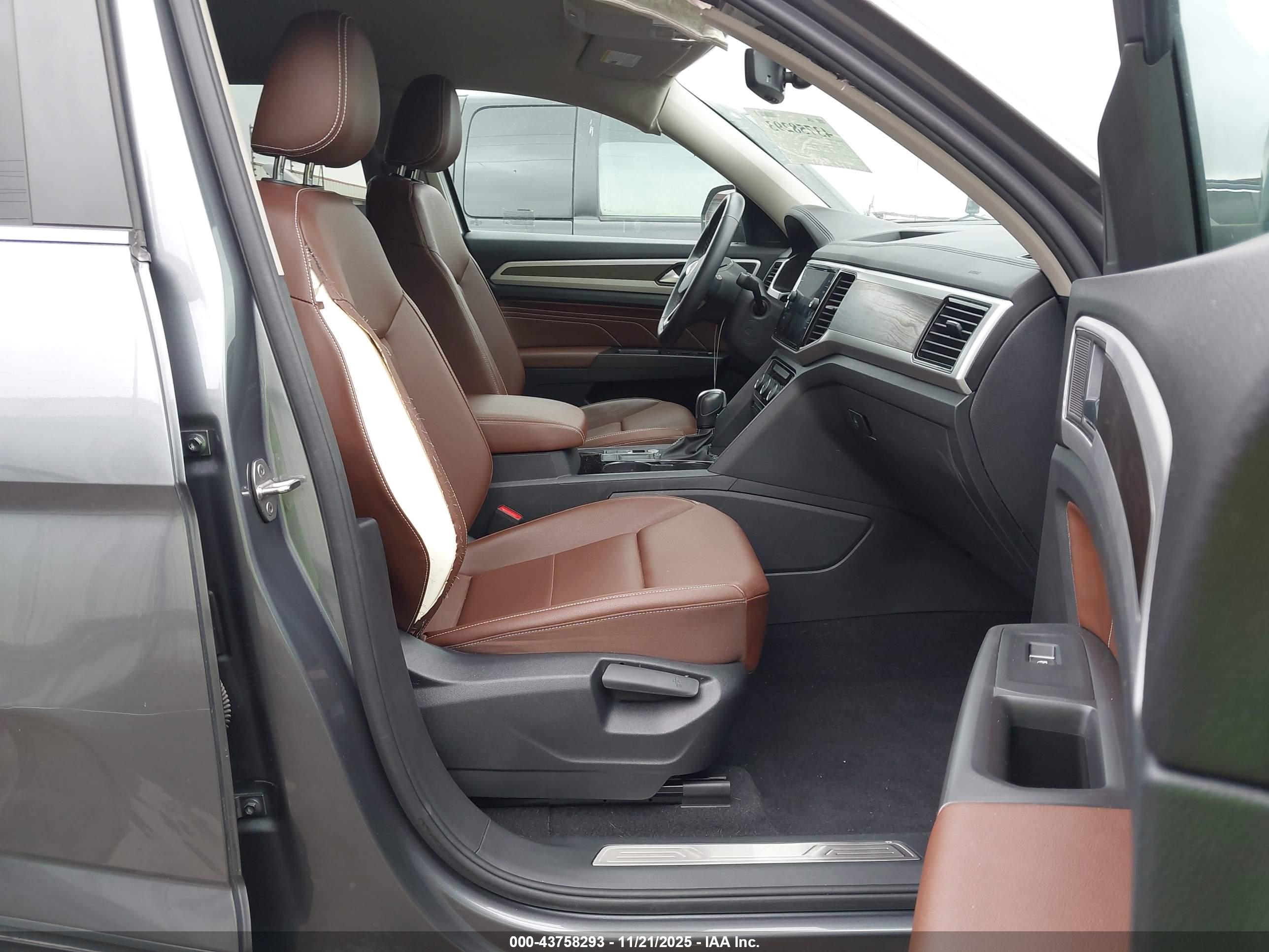 VOLKSWAGEN ATLAS image 5