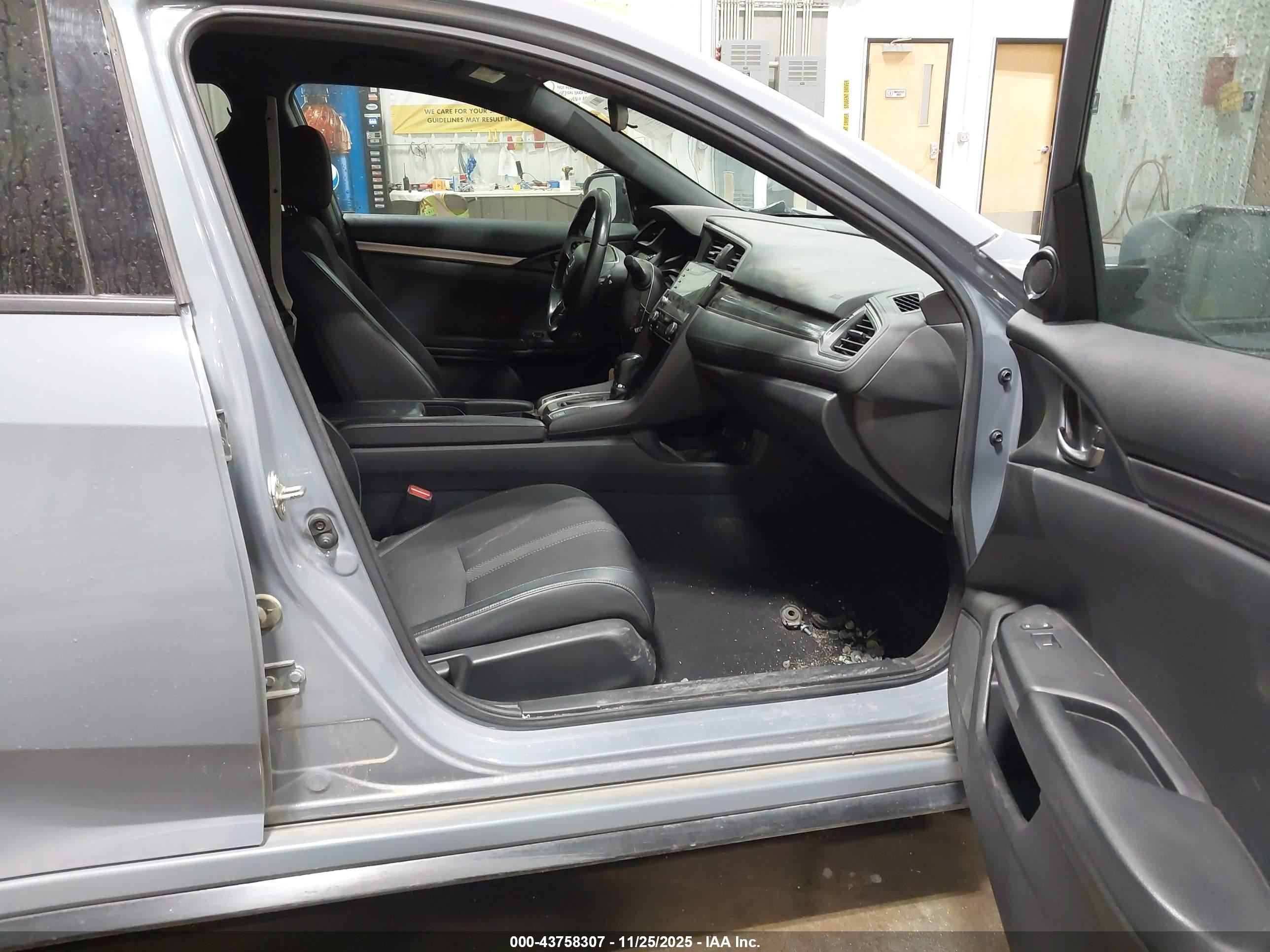HONDA CIVIC image 5