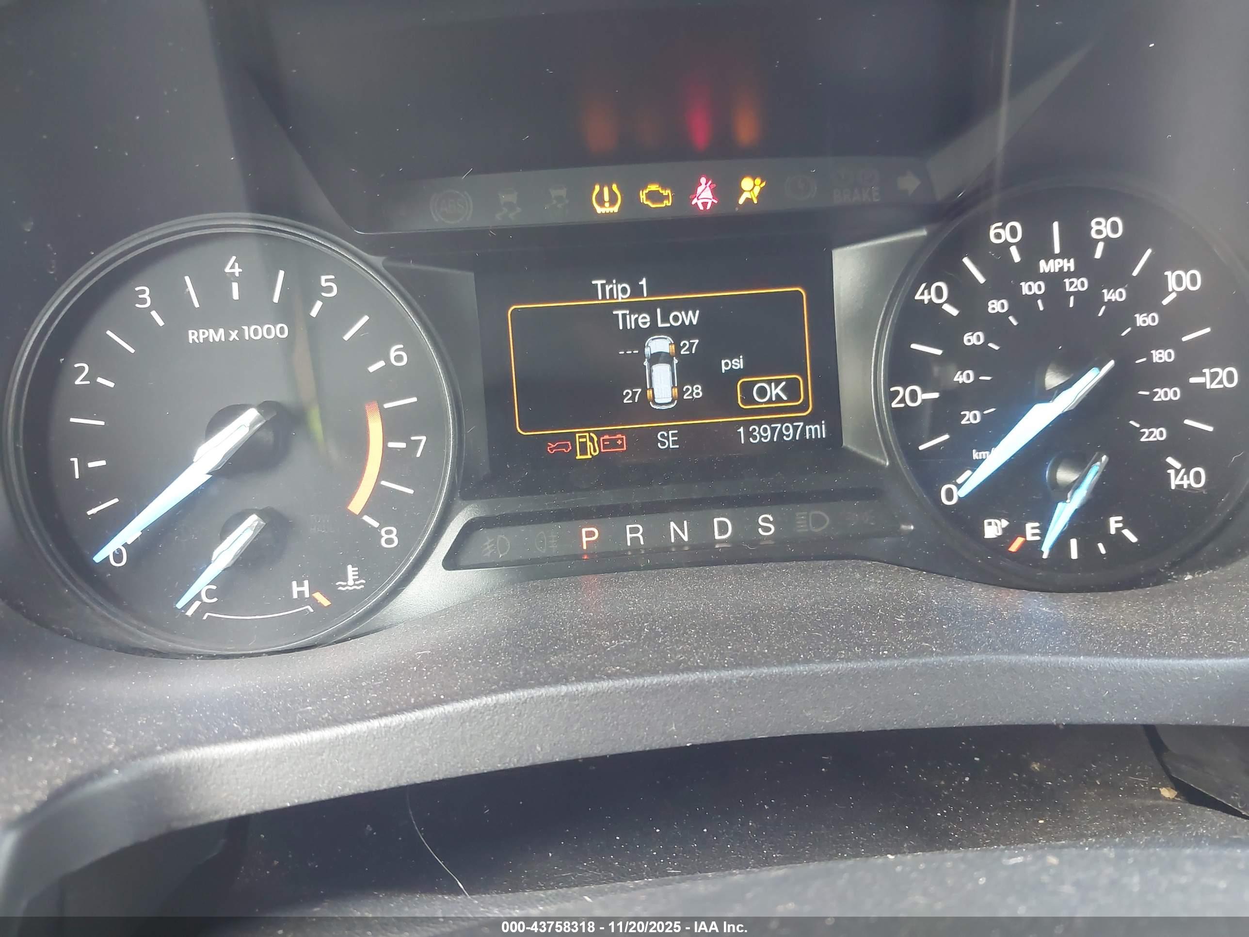 FORD EXPLORER image 7