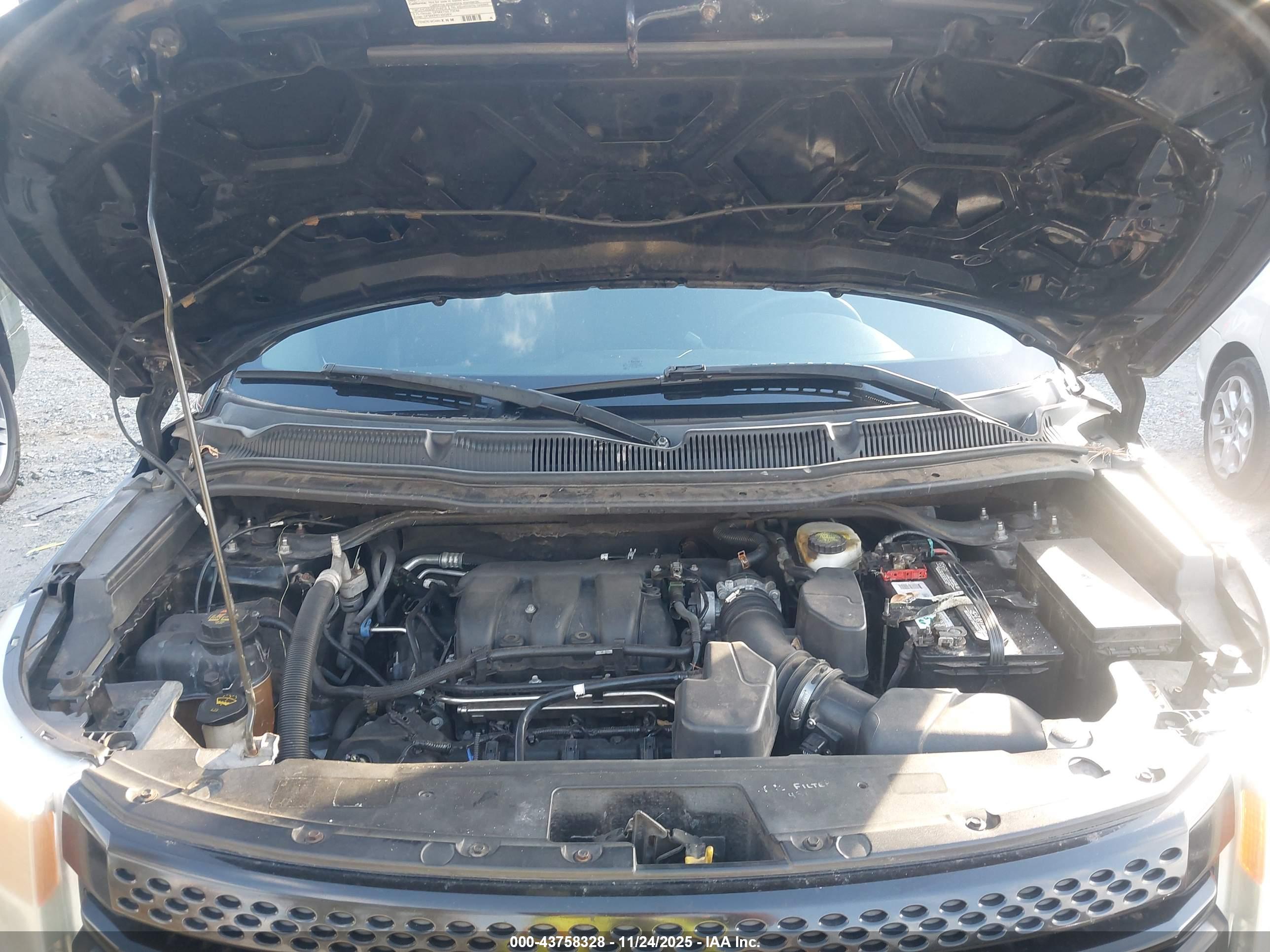 FORD UTILITY image 10